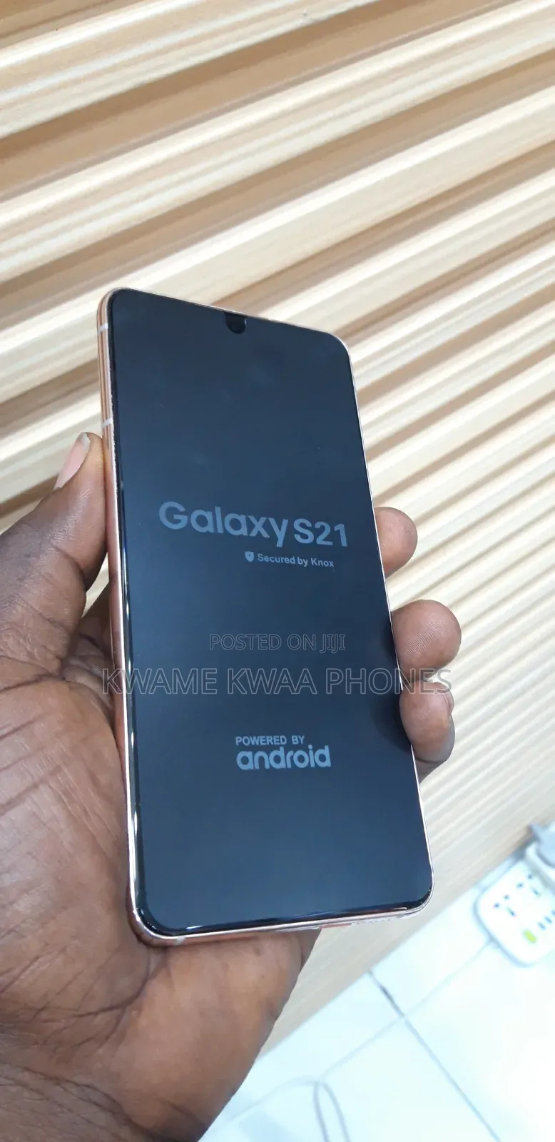 New Samsung Galaxy S21 5G 128 GB Gold