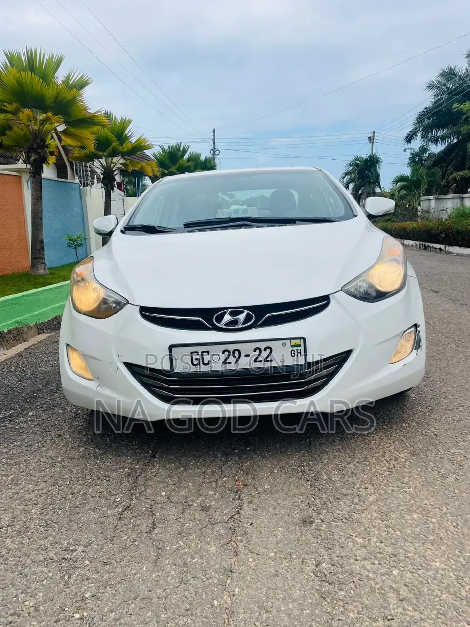 Hyundai Elantra Limited Sedan FWD (1.8L 4cyl 6A) 2013 White