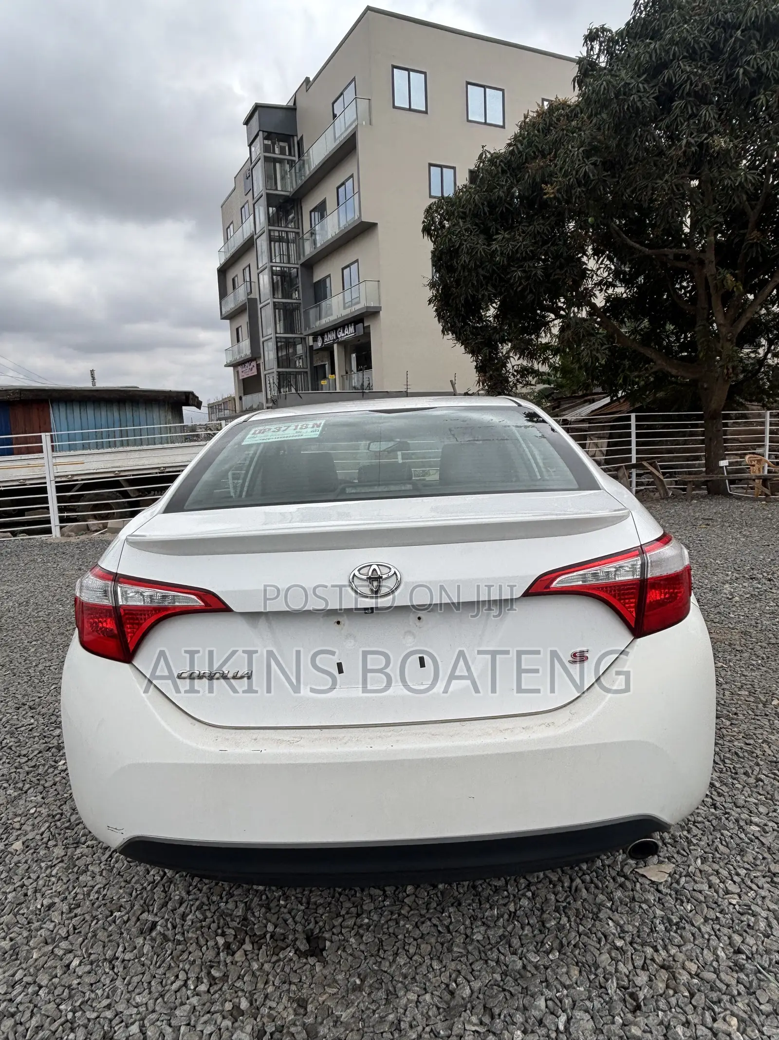 Toyota Corolla S 4dr Sedan (1.8L 4cyl CVT) 2015 White