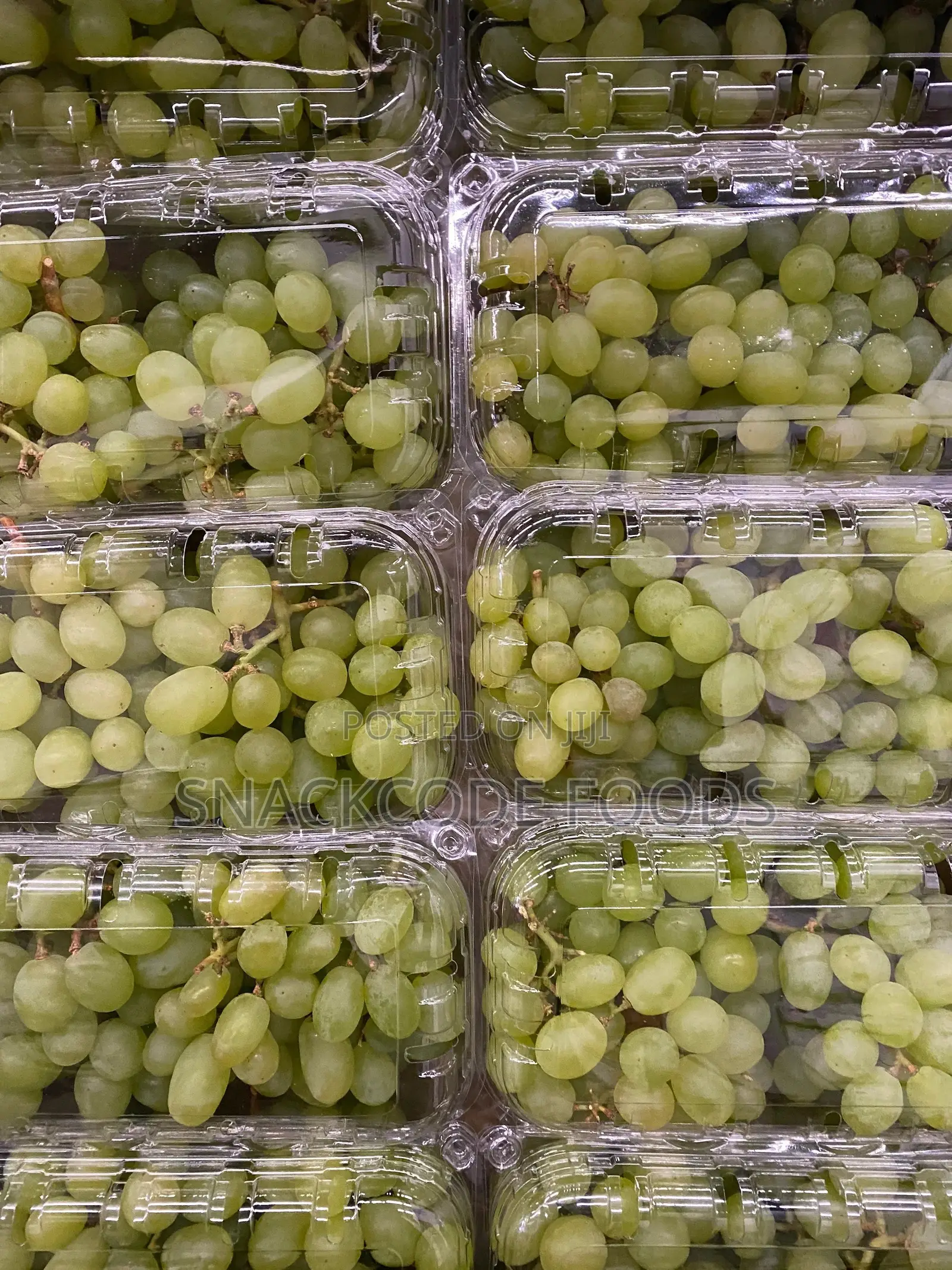 White Seedless Grapes