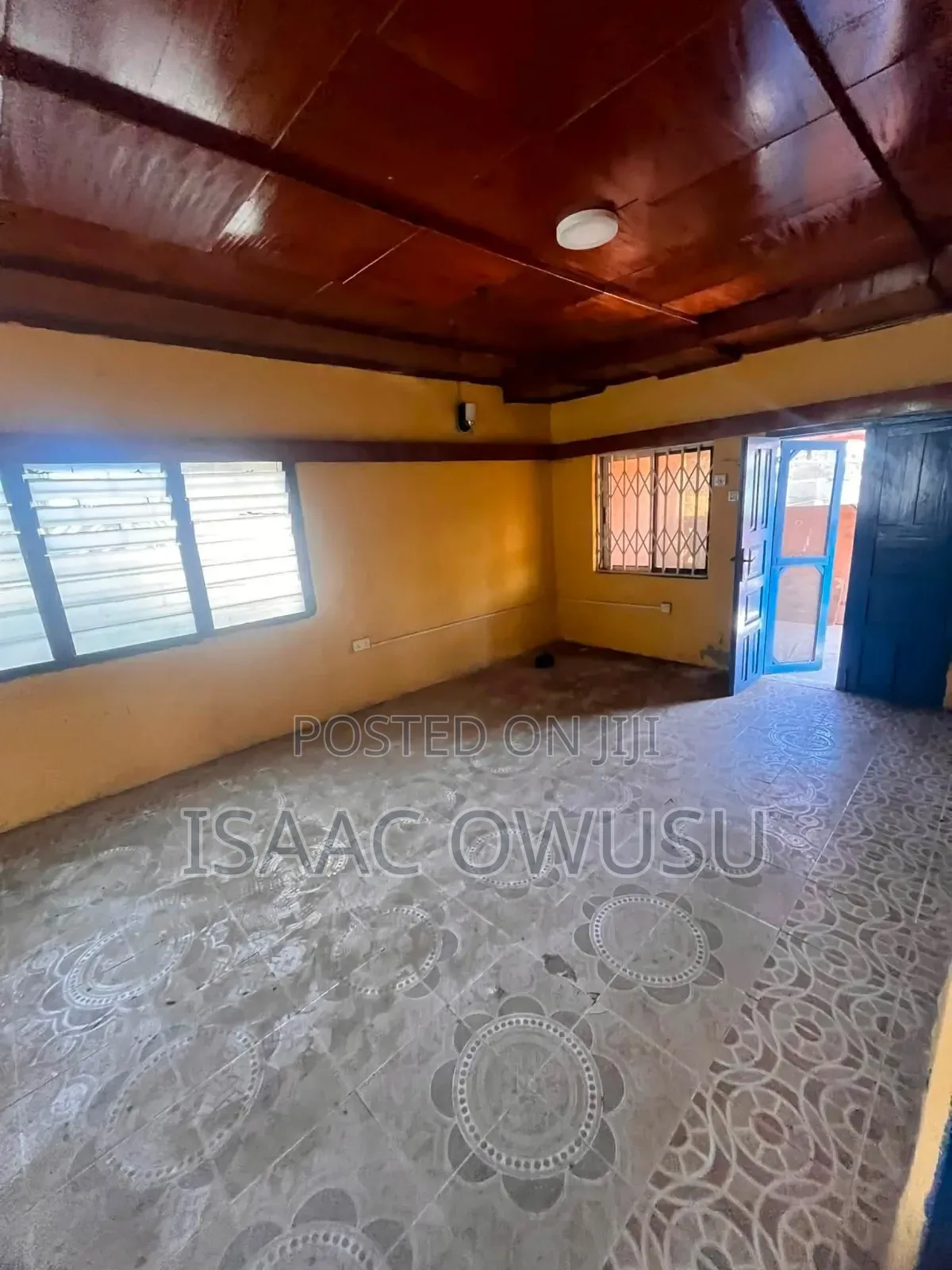 3bdrm Apartment in Last Stop for rent