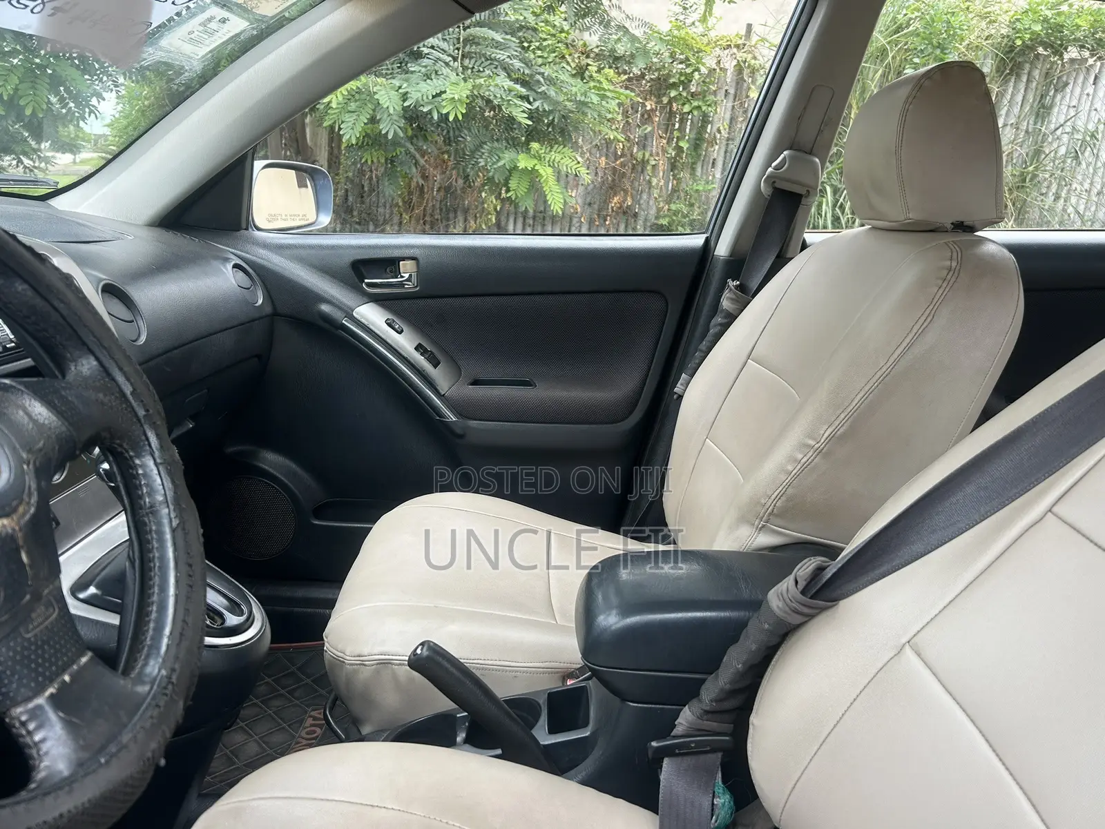 Toyota Matrix S Hatchback AWD (2.4L 4cyl 4A) 2010 Blue