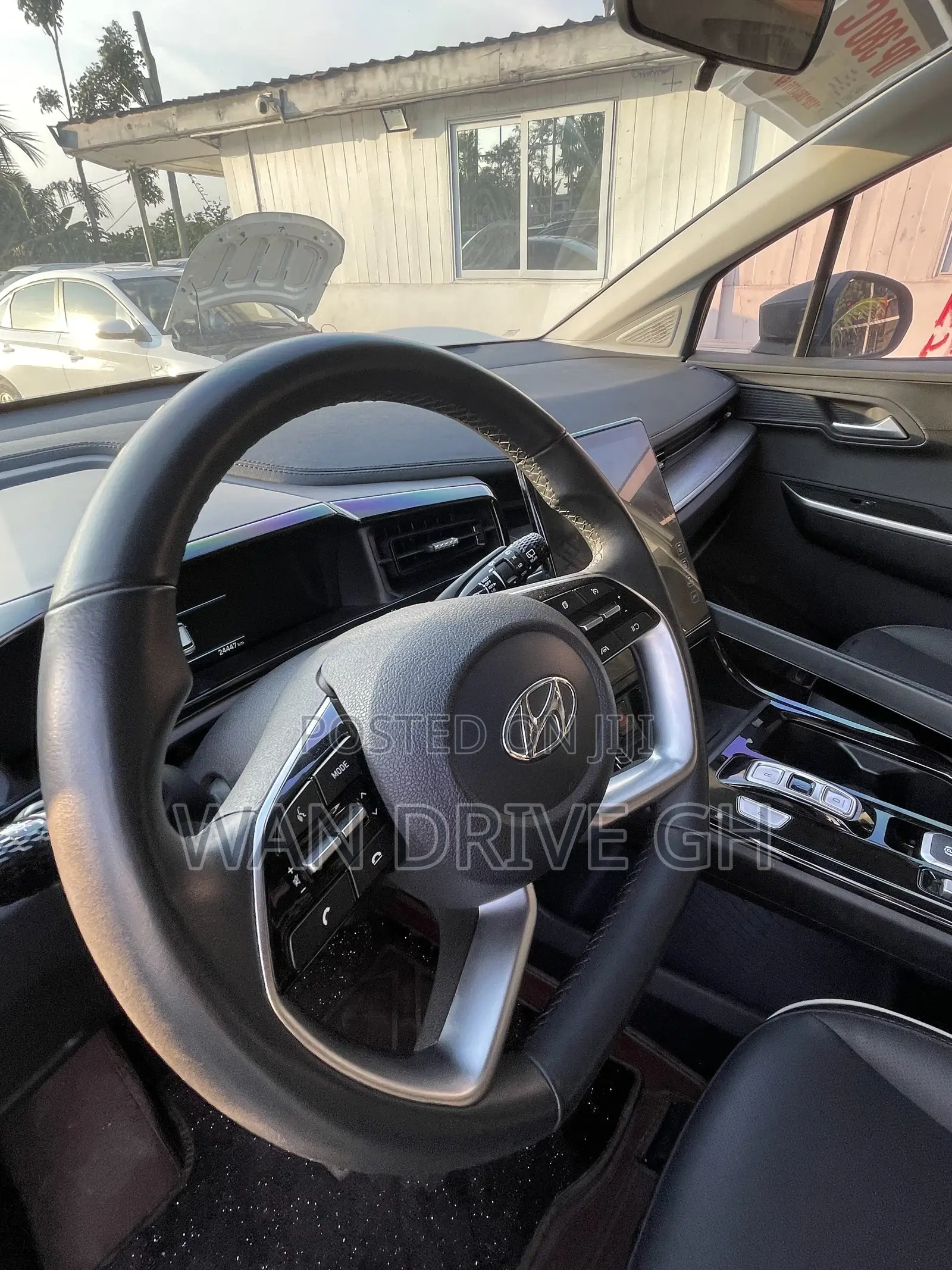 Hyundai Custin 2.0 Petrol FWD 2022 Gray