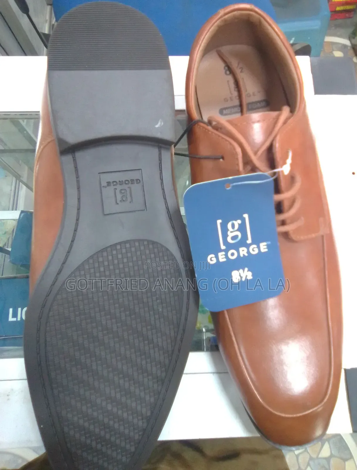 George, Brown Shoe