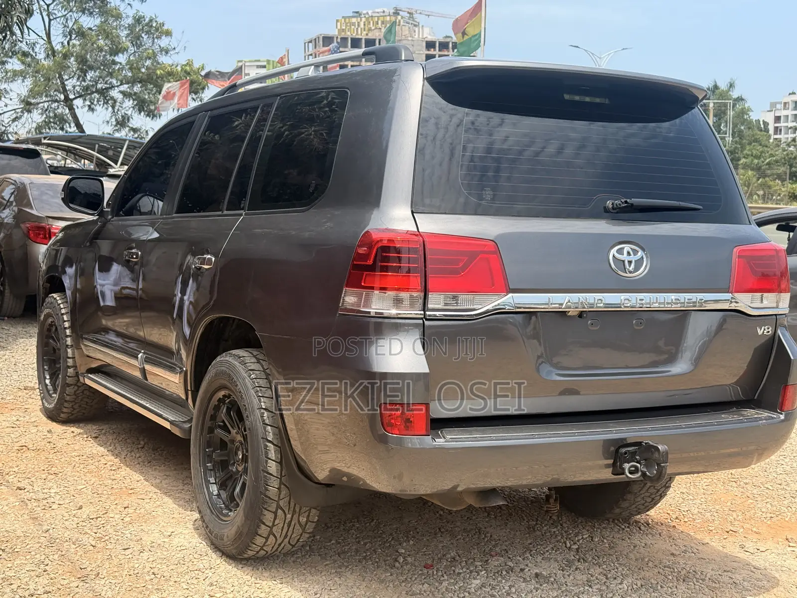 Toyota Land Cruiser 5.7 V8 VX-S 2014 Gray
