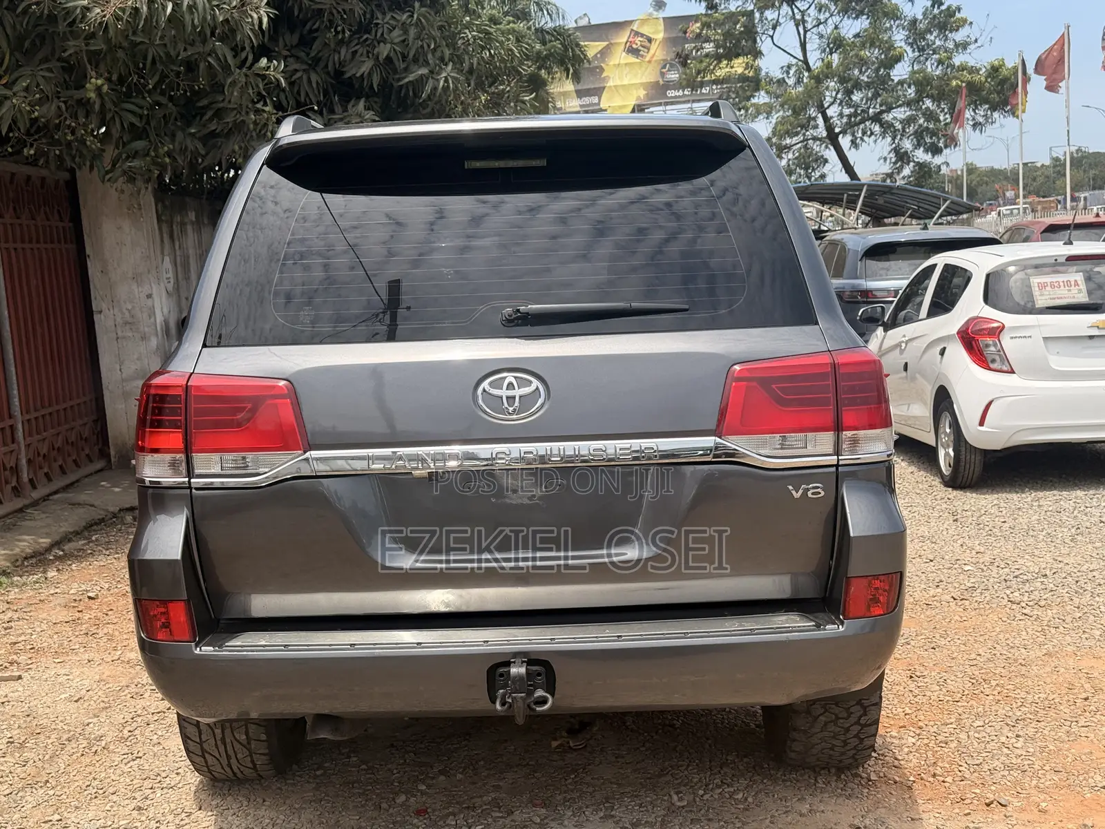 Toyota Land Cruiser 5.7 V8 VX-S 2014 Gray