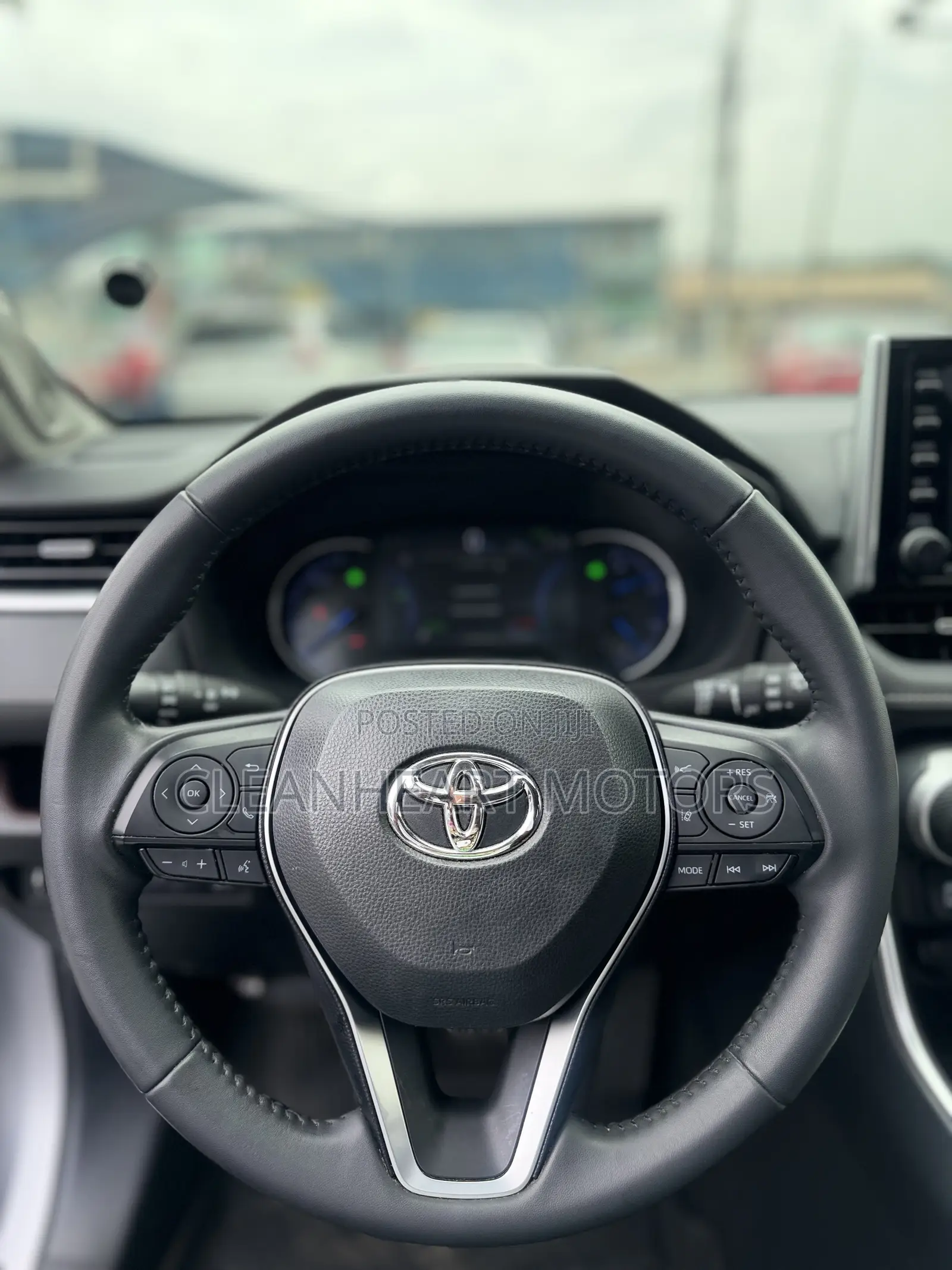 Toyota RAV4 Limited 2021 Silver