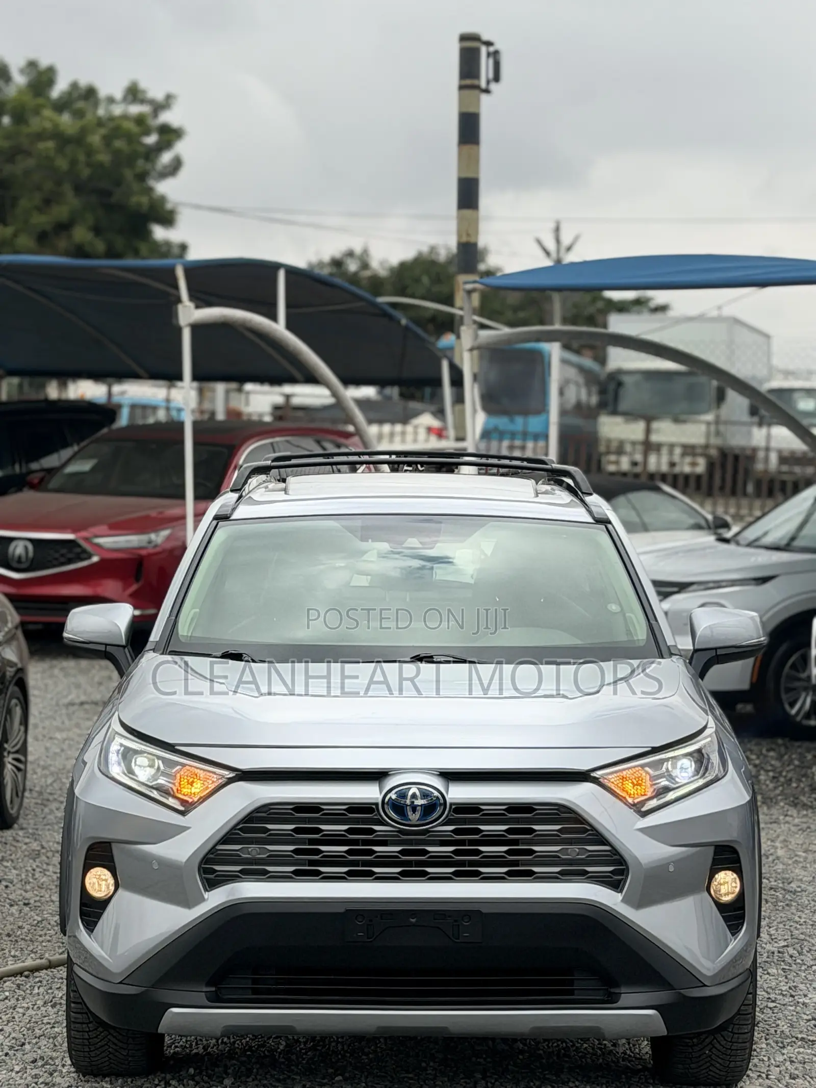 Toyota RAV4 Limited 2021 Silver