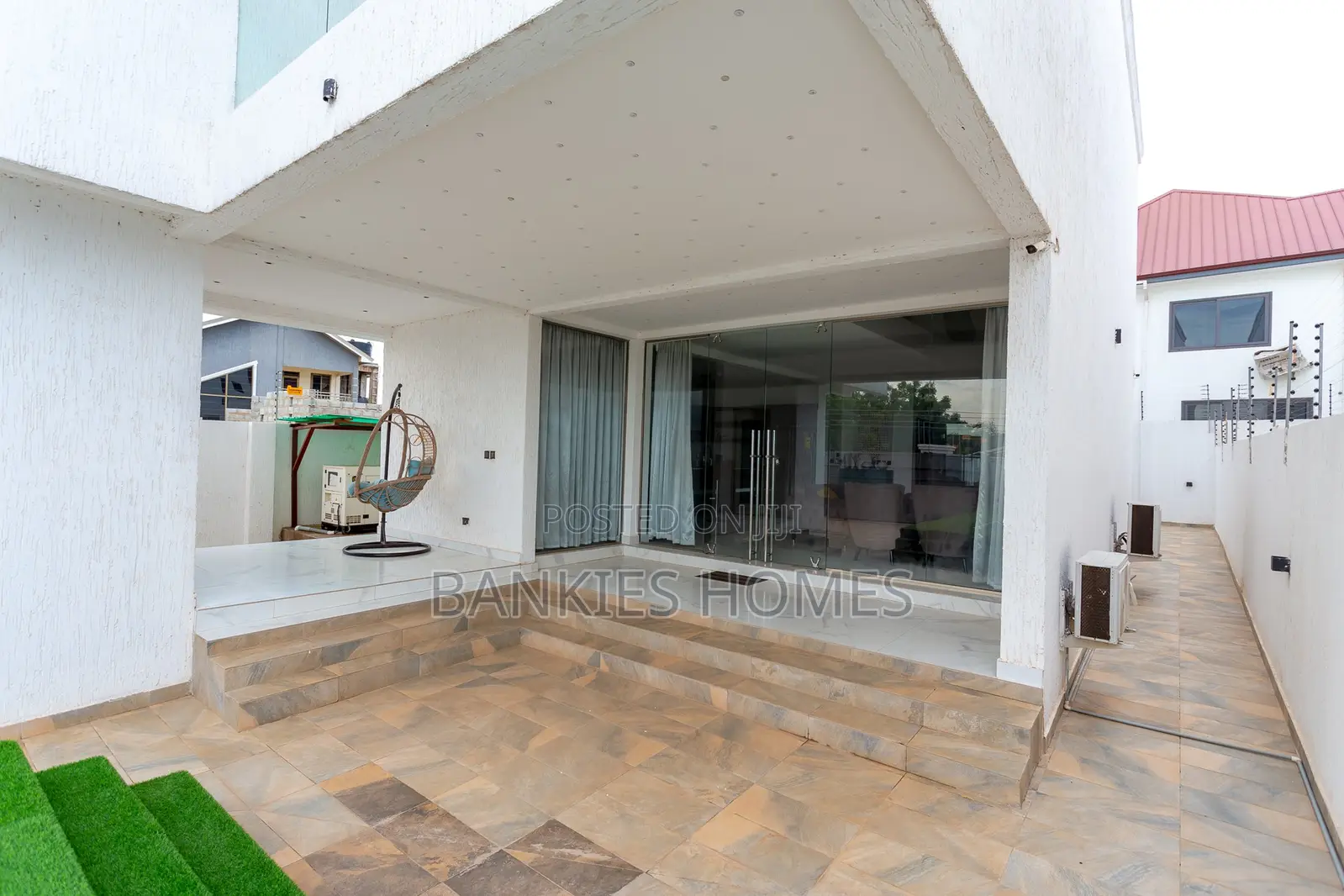 Furnished 3bdrm House in American House for sale