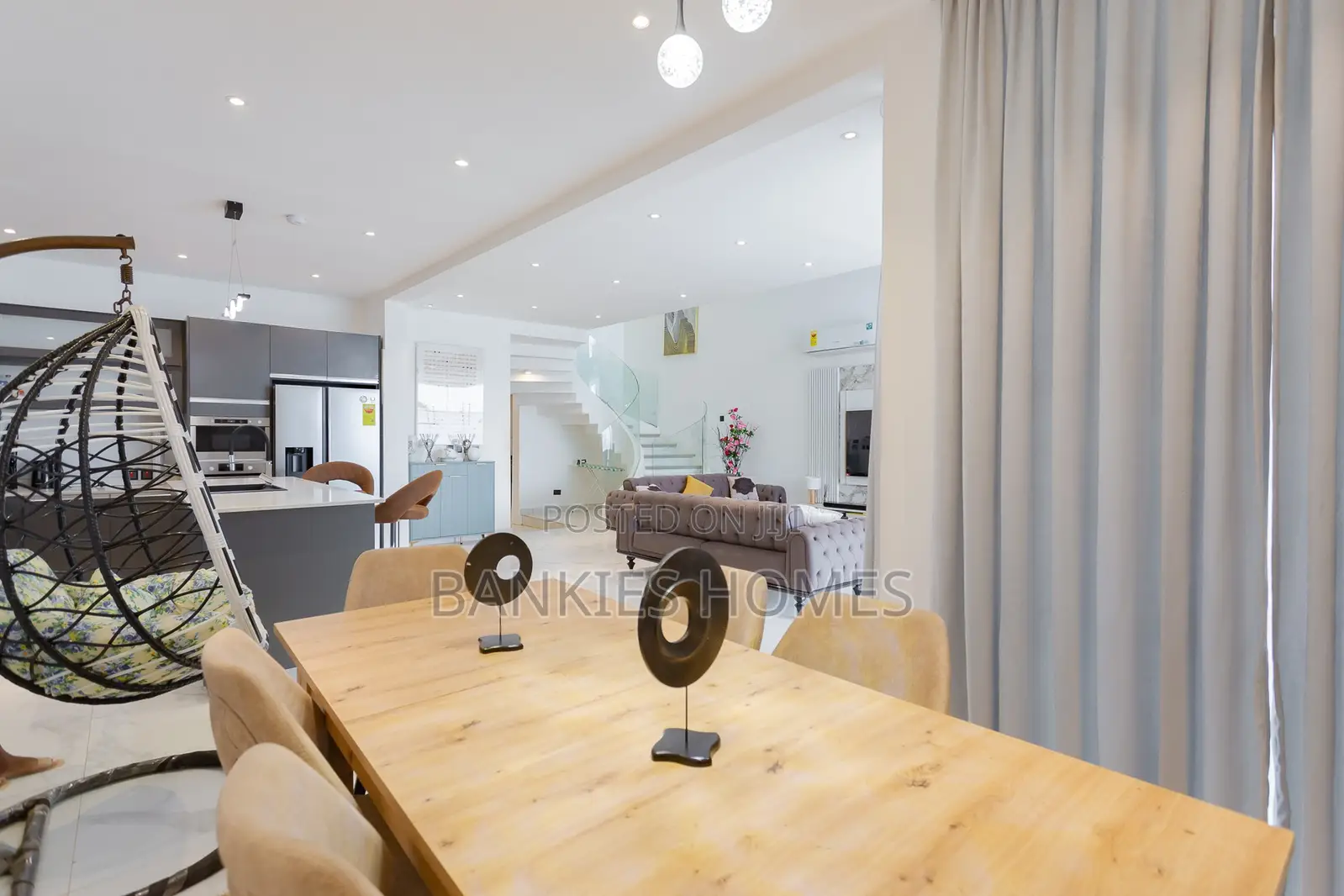 Furnished 3bdrm House in American House for sale