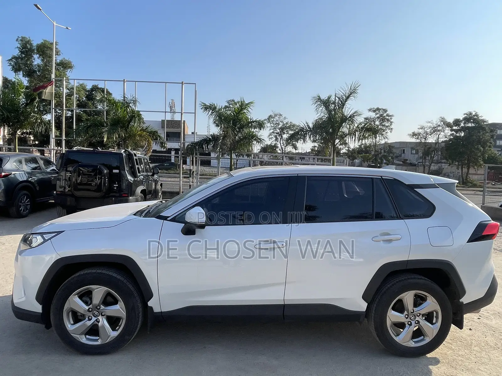 Toyota RAV4 Adventure 2022 White