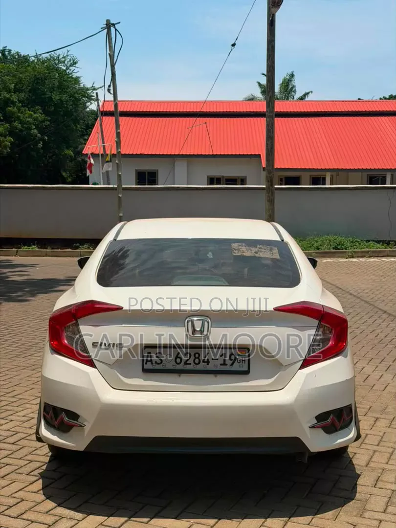 Honda Civic 2016 White