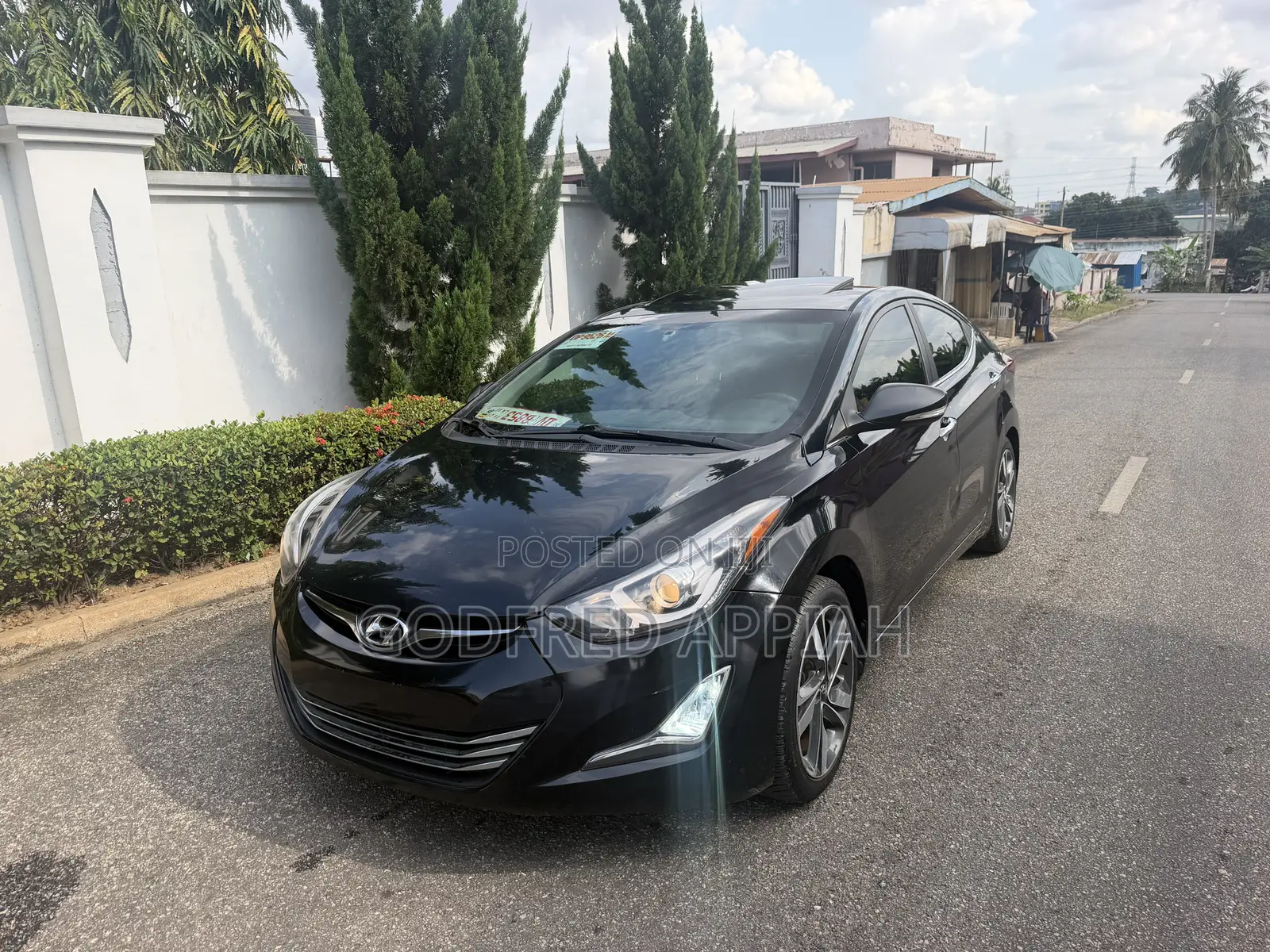 Hyundai Elantra Limited Sedan FWD (1.8L 4cyl 6A) 2016 Black