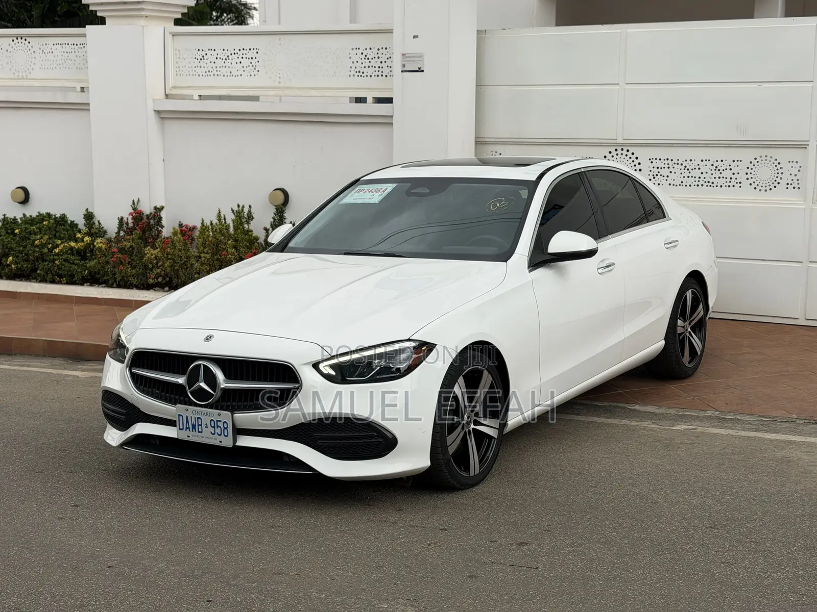 Mercedes-Benz C300 2022 White