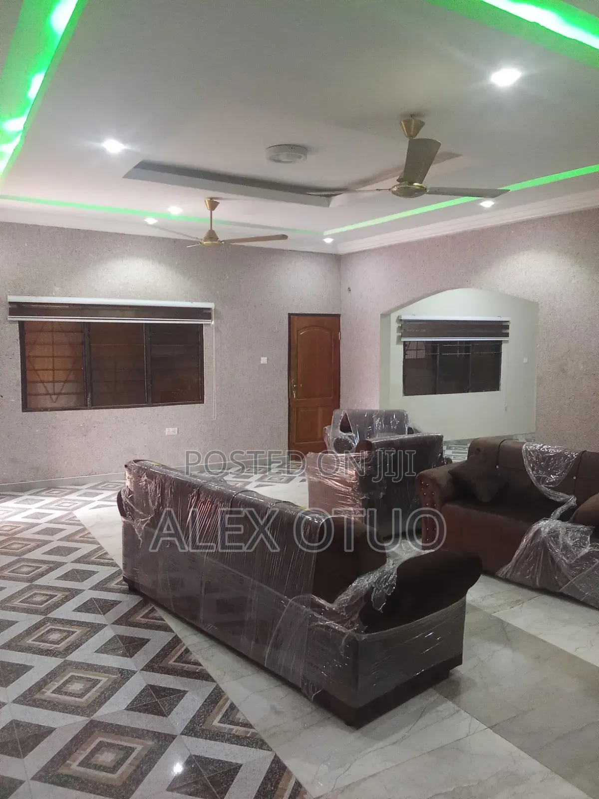 5bdrm House in Alex Otuo Properties, Ejisu-Juaben Municipal for sale