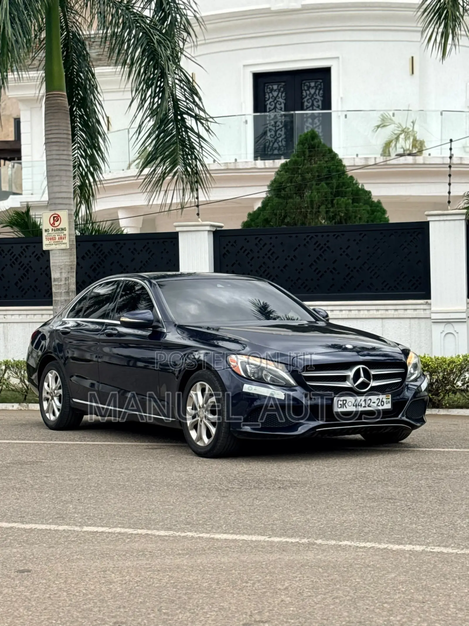 Mercedes-Benz C300 Luxury Sedan RWD (2.0L 4cyl 7A) 2016