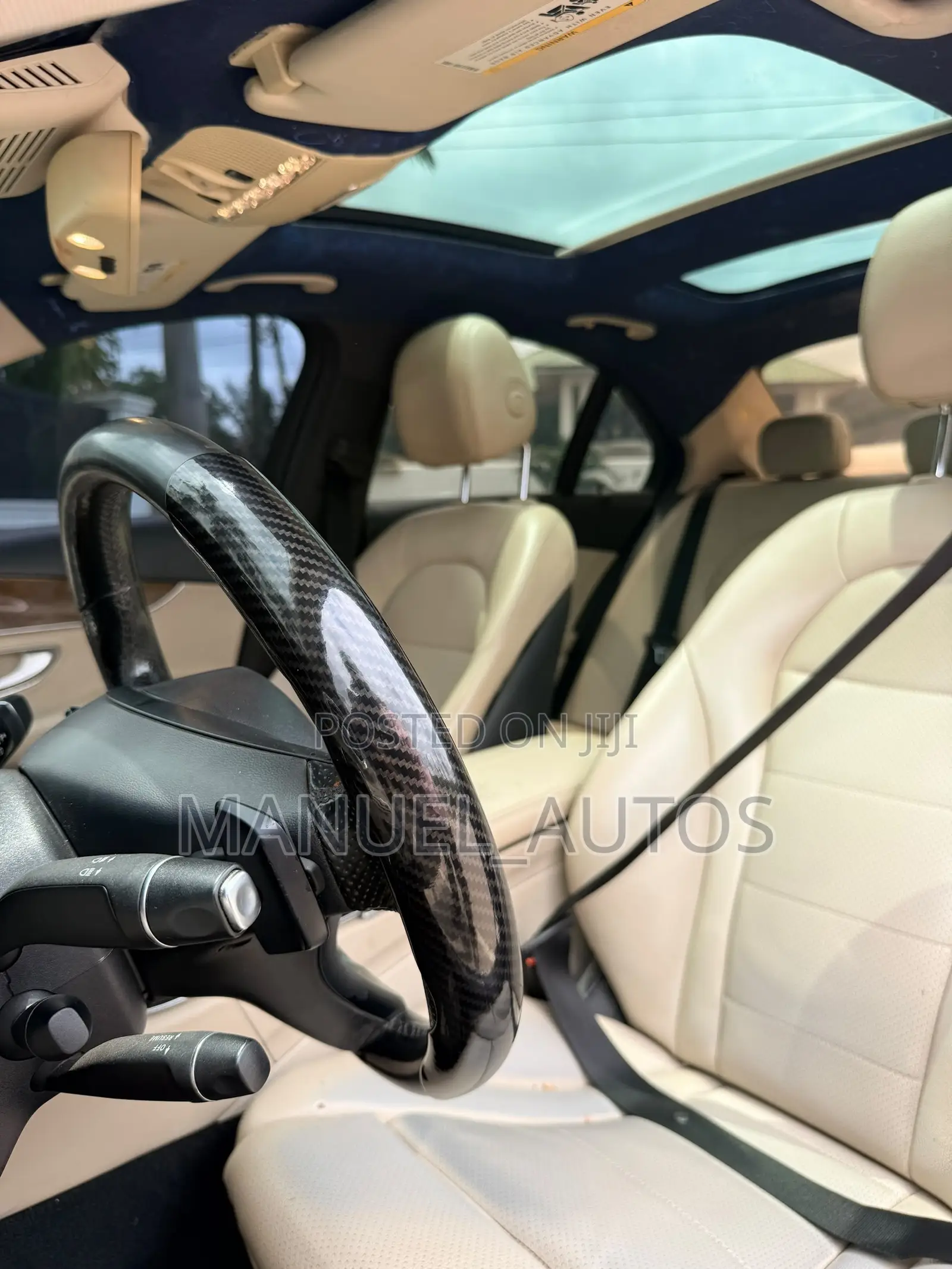 Mercedes-Benz C300 Luxury Sedan RWD (2.0L 4cyl 7A) 2016