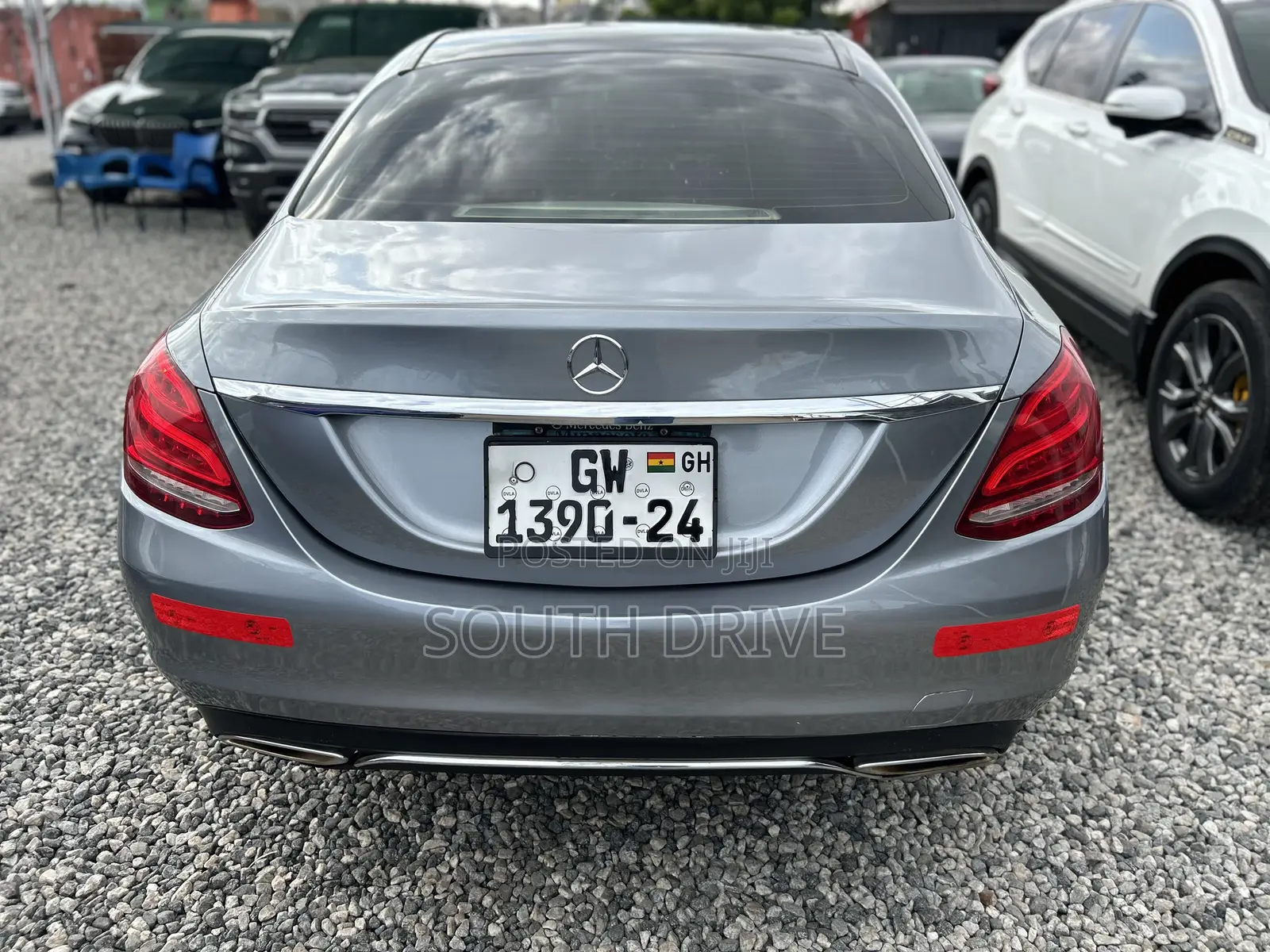 Mercedes-Benz C300 Luxury 4dr AWD 4Matic Sedan (2.0L 4cyl 7A) 2015 Gray