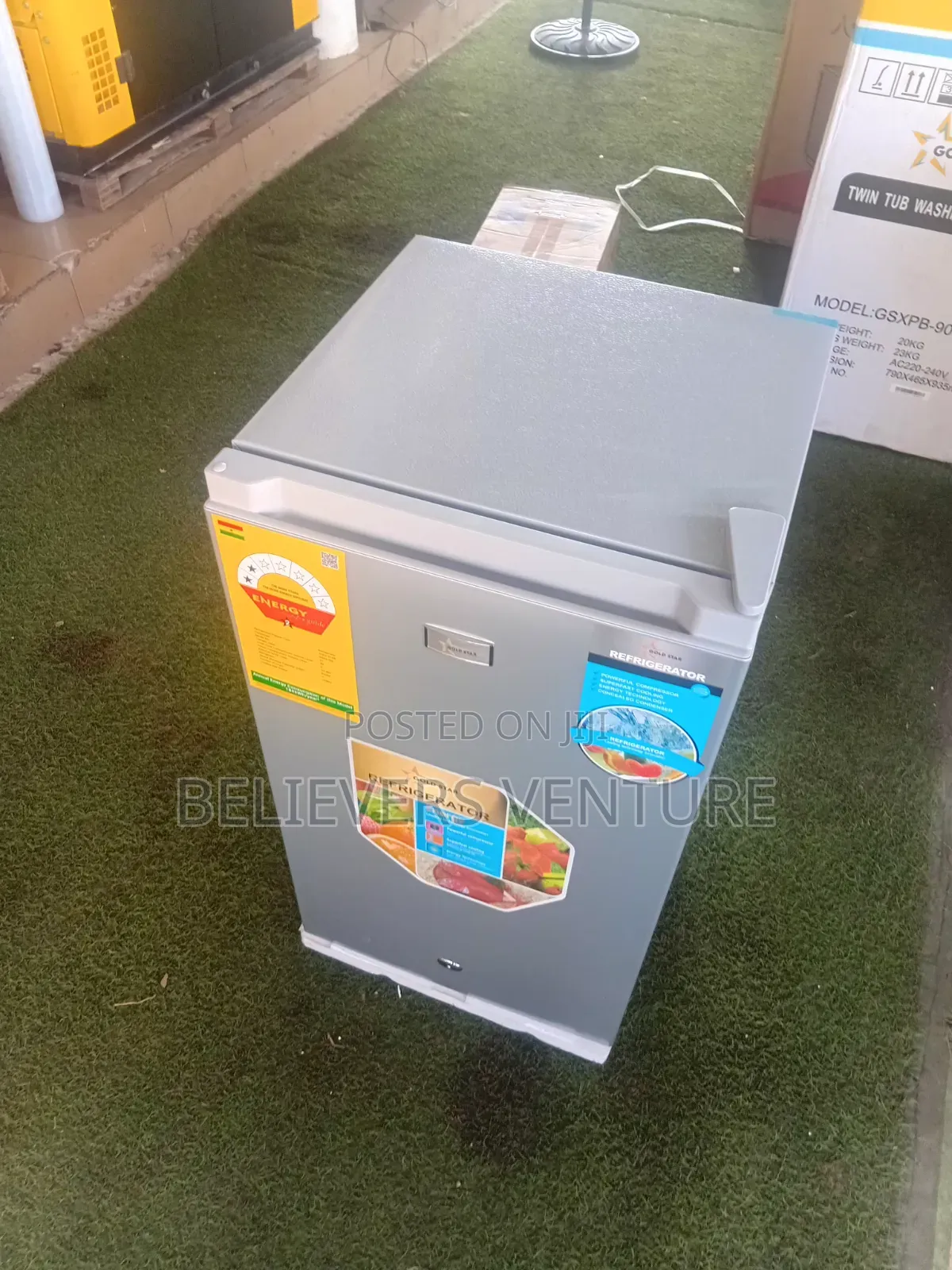 Gold Star Refrigerator – Durable, Spacious Efficient