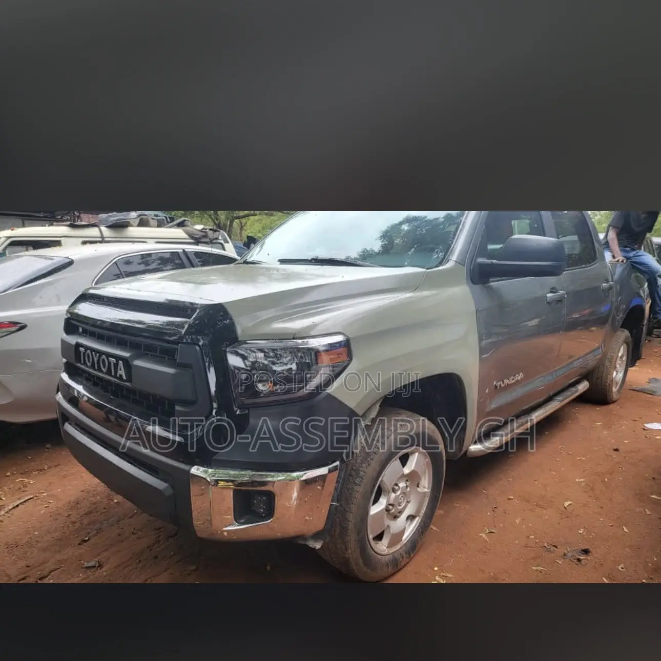 Toyota Tundra 2007-2013 Upgraded to 2021 Body Kit