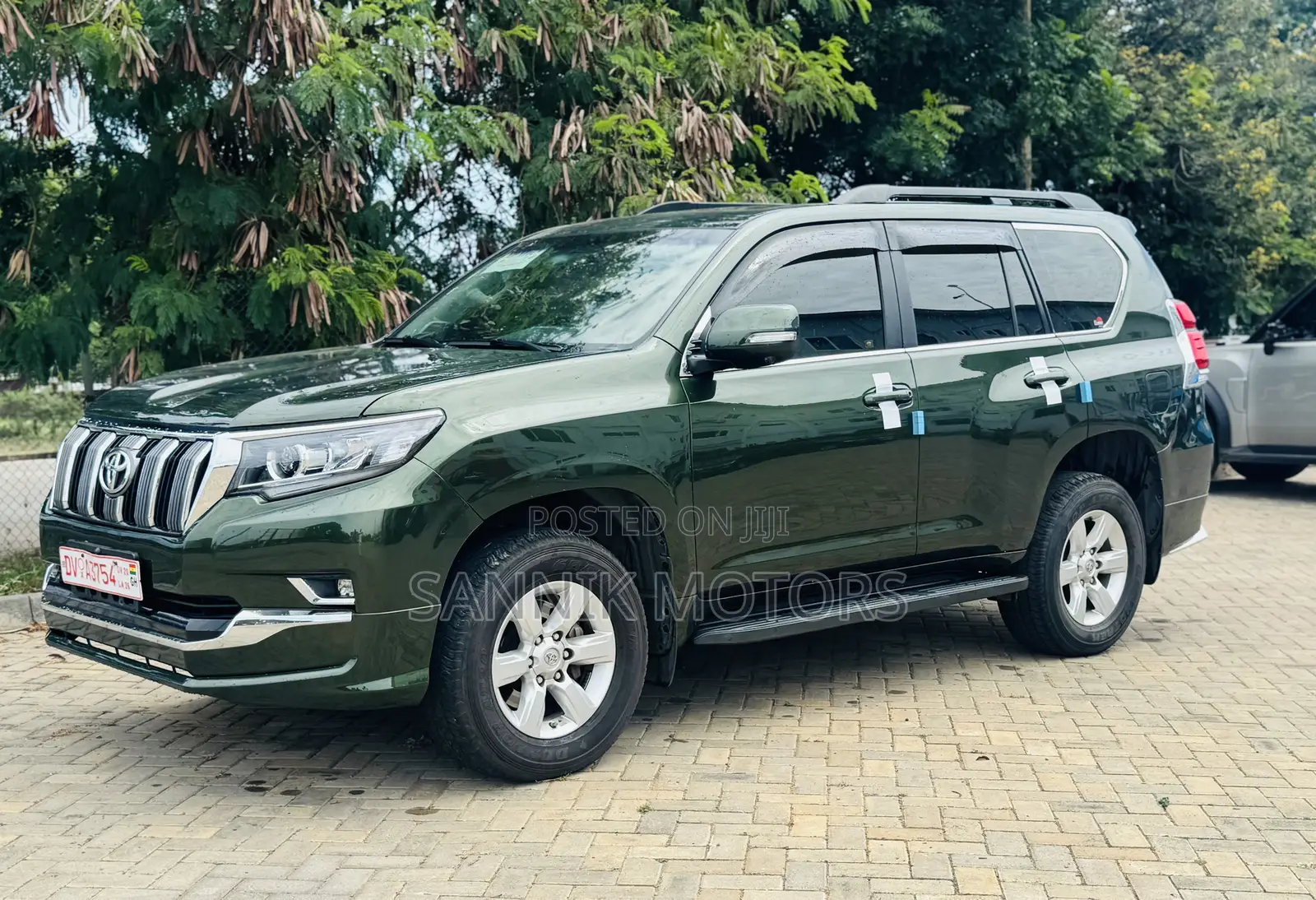 Toyota Land Cruiser Prado 2.7 2017 Green