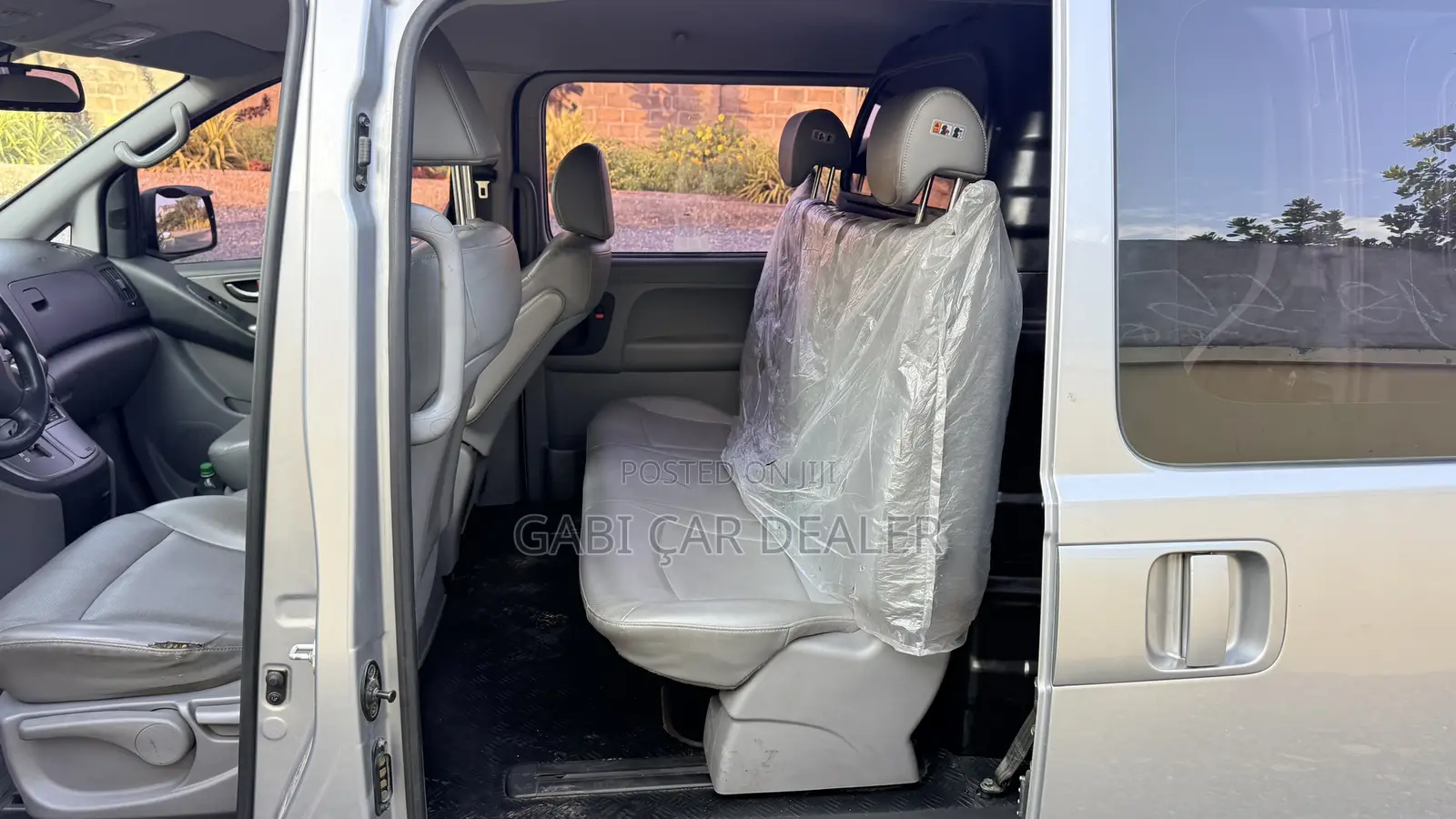 Hyundai Starex 2016 Grey