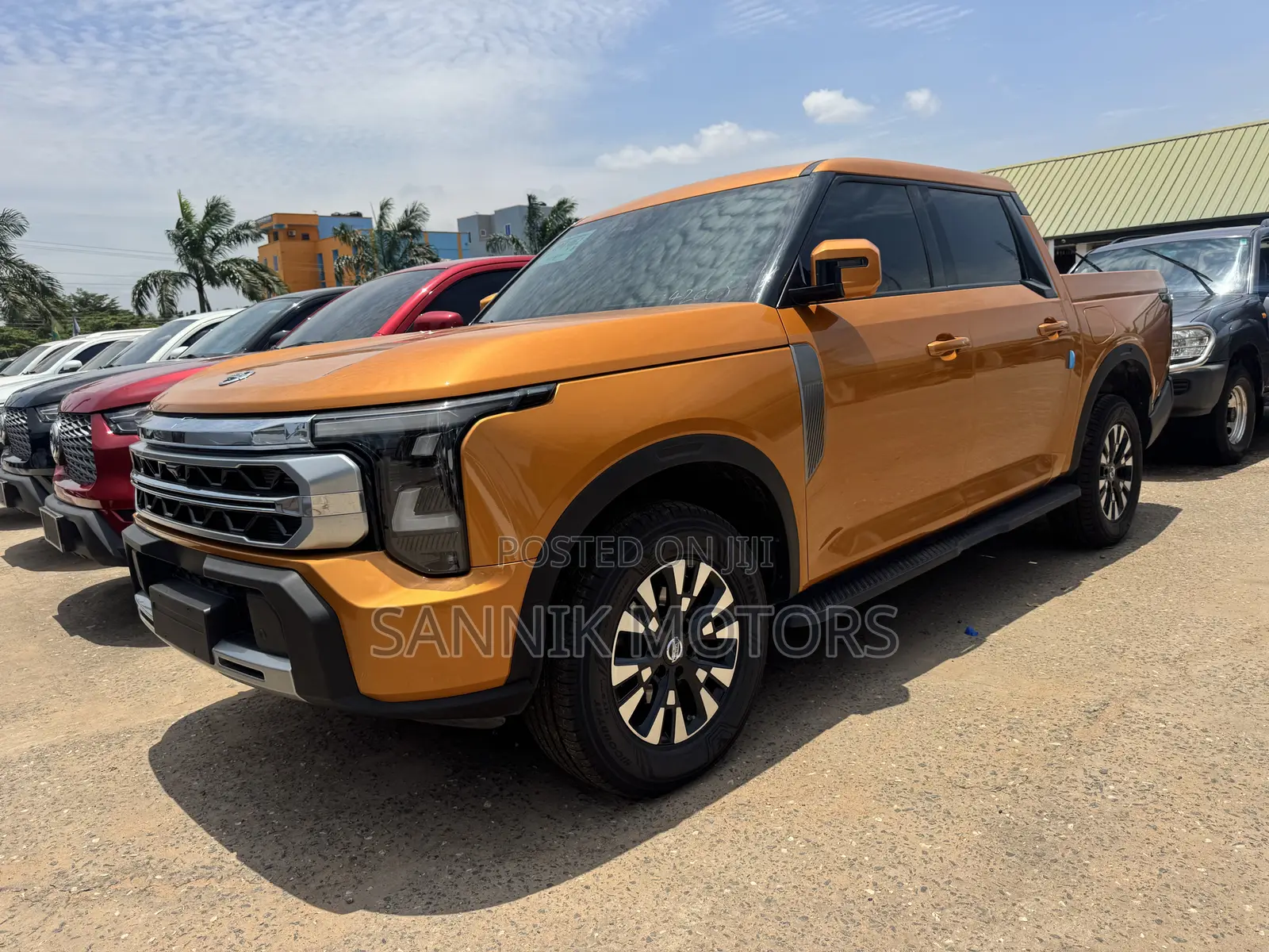 Nissan Z9 2.3T Diesel 4WD 2025 Yellow