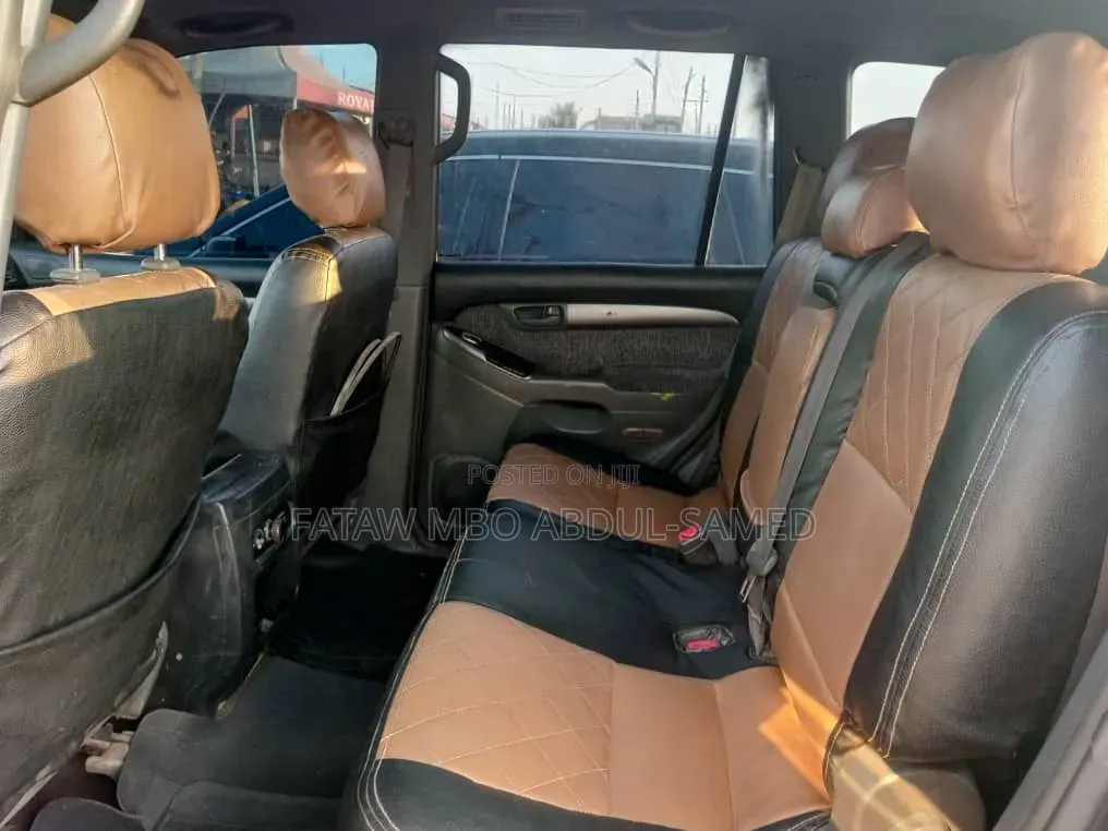 Toyota Land Cruiser Prado 2010 Black