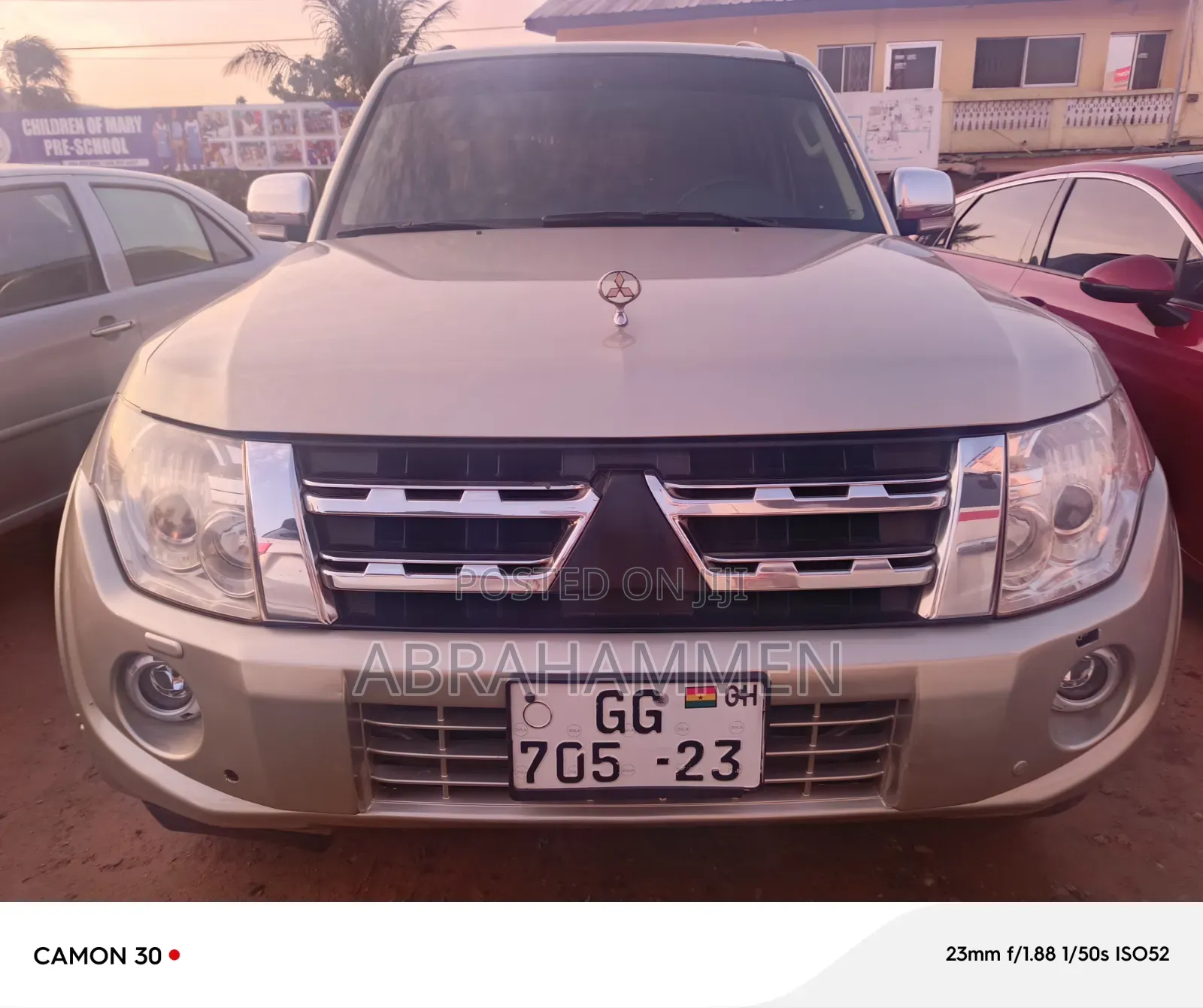 Mitsubishi Pajero 2016 Silver