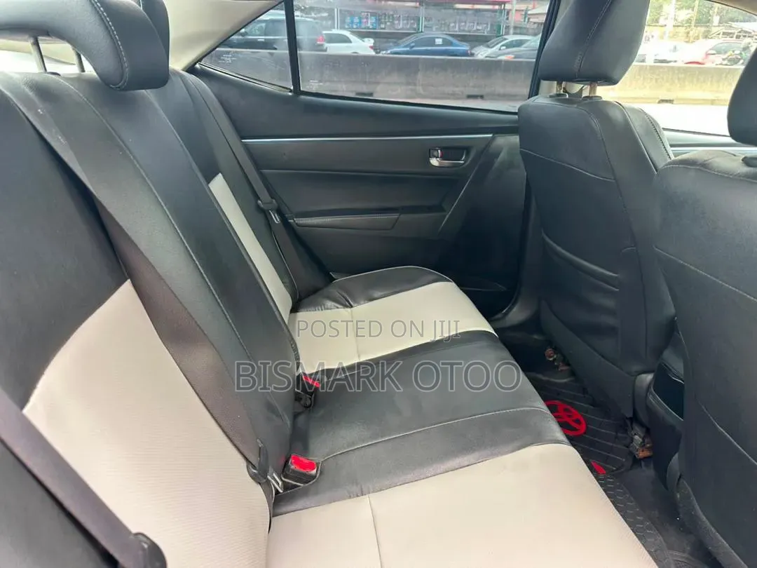 Toyota Corolla S 4dr Sedan (1.8L 4cyl CVT) 2015 Blue