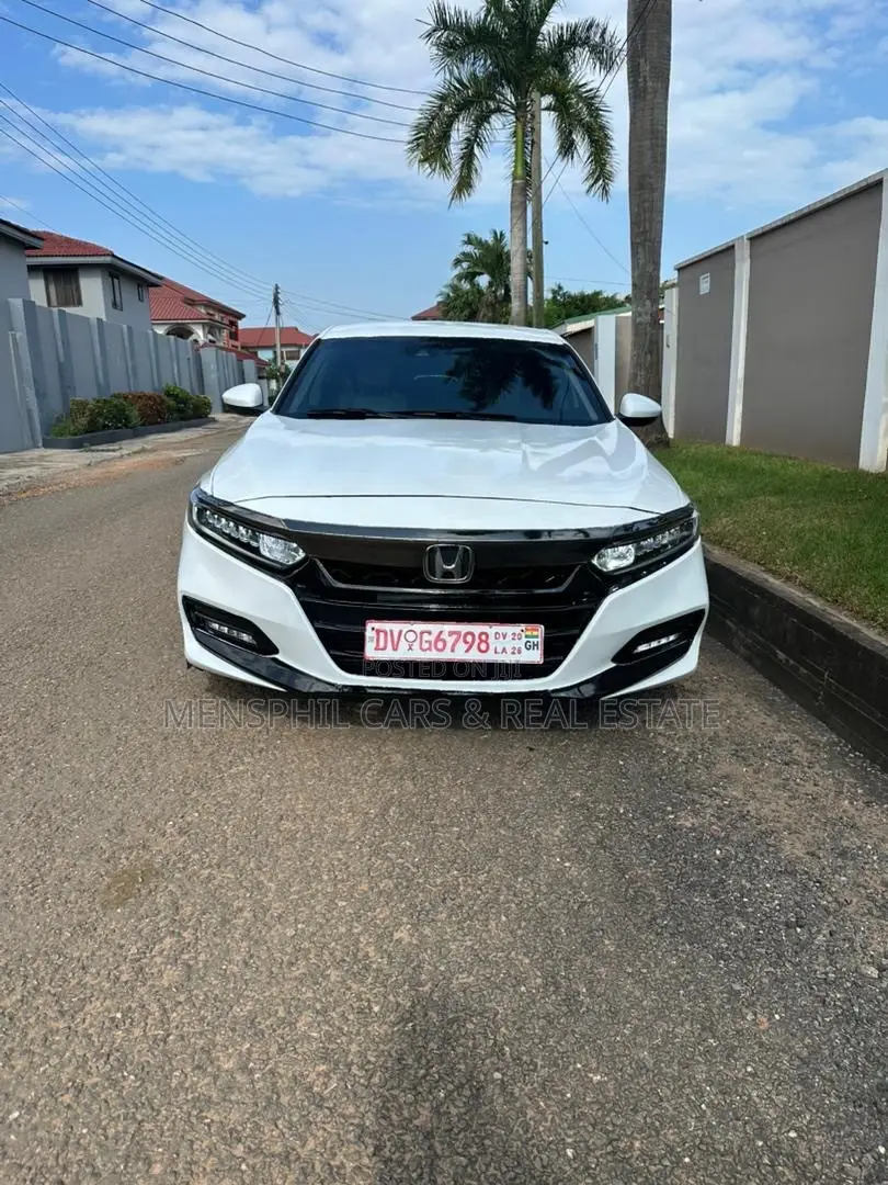 Honda Accord 2018 White