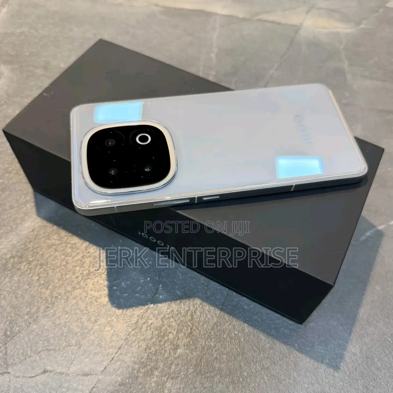 New Vivo iQOO 15 512 GB Gray