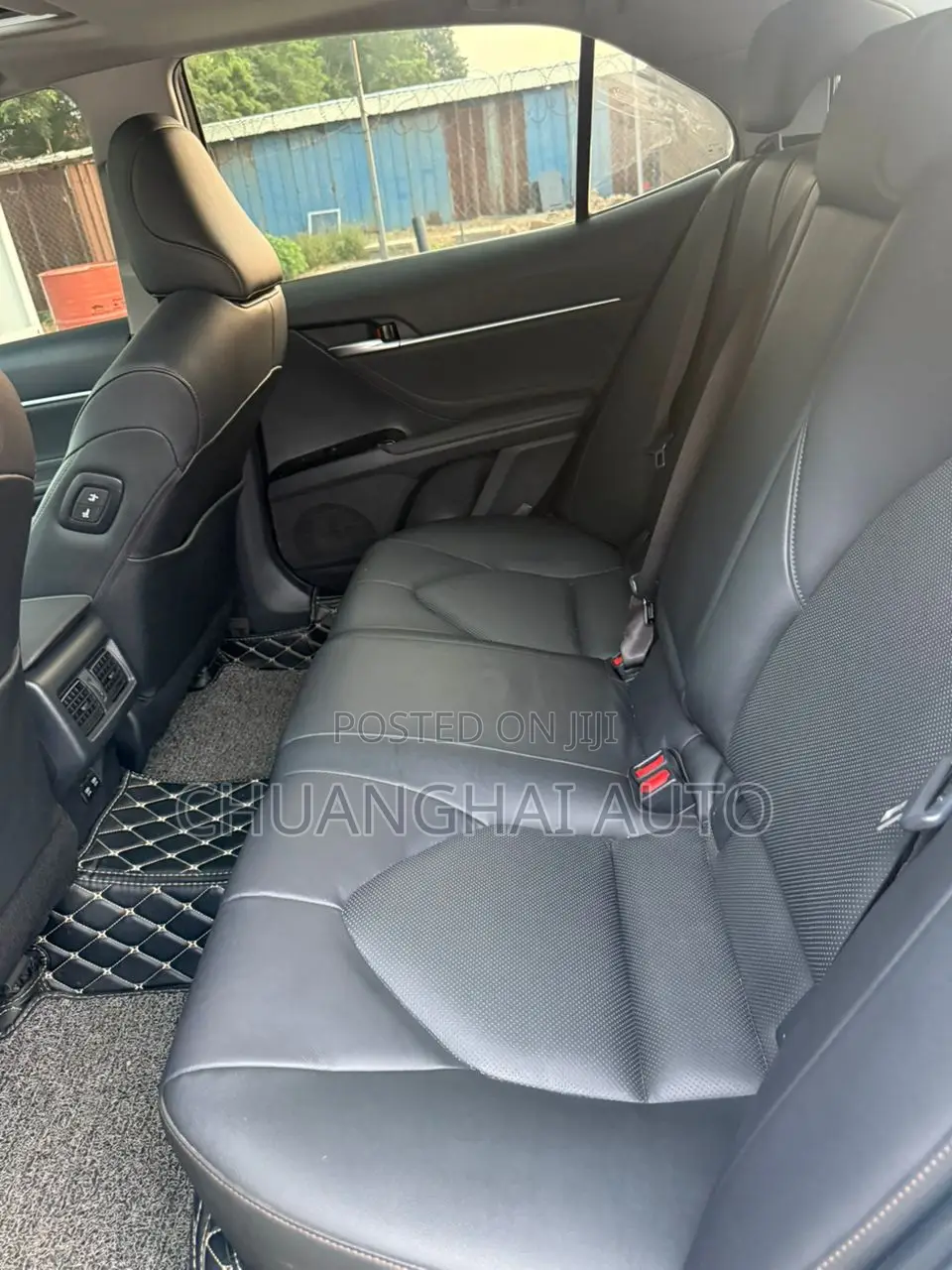 Toyota Camry 2018 White