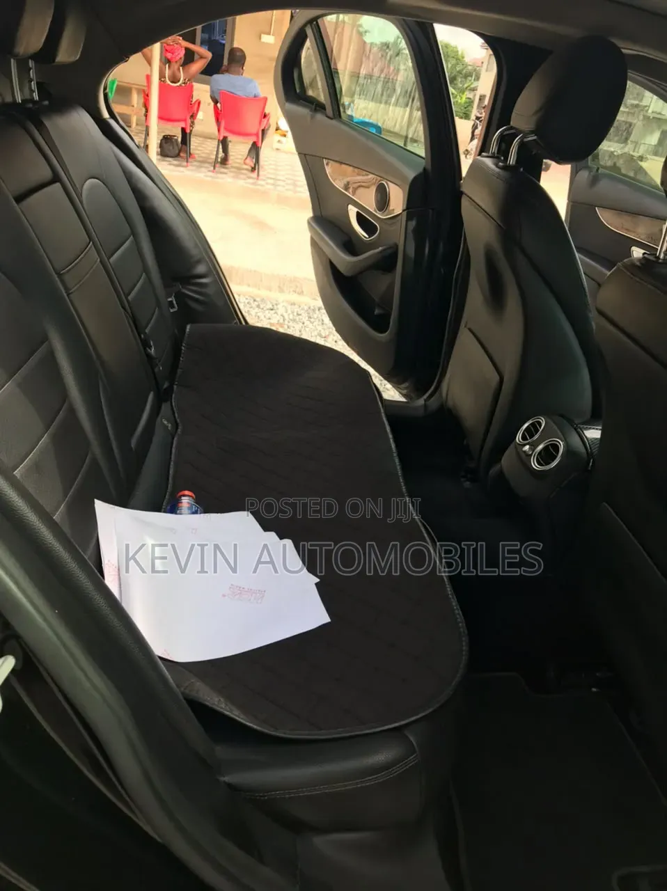 Mercedes-Benz C300 2016 Black