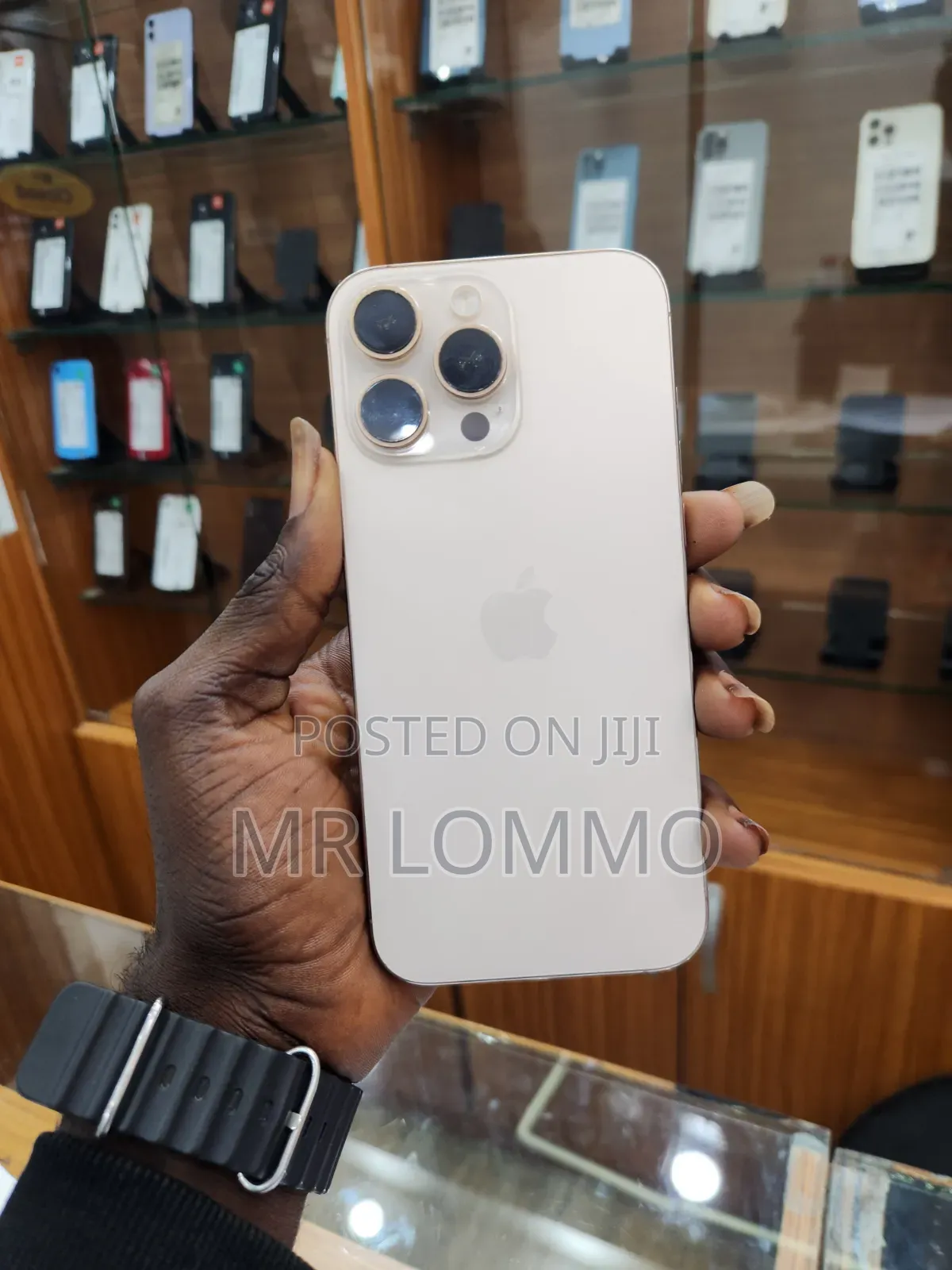 Apple iPhone 16 Pro Max 256 GB Gold