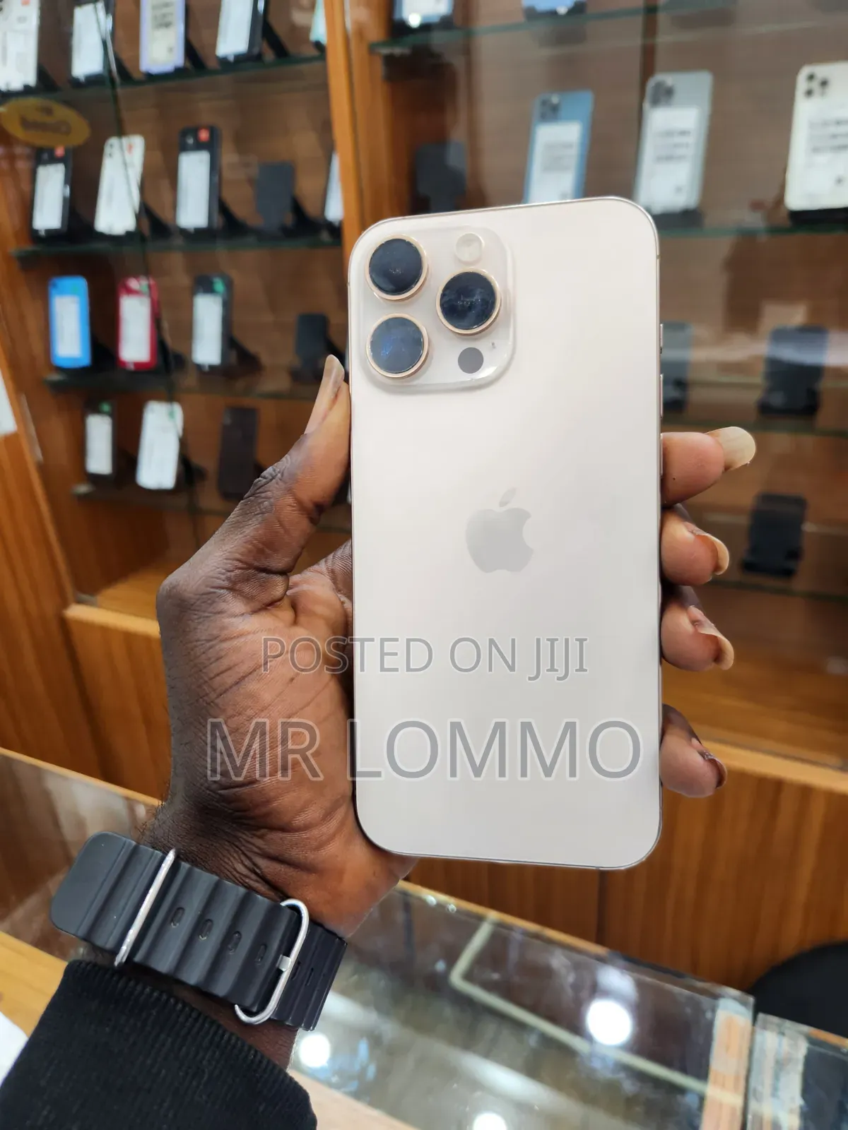 Apple iPhone 16 Pro Max 256 GB Gold