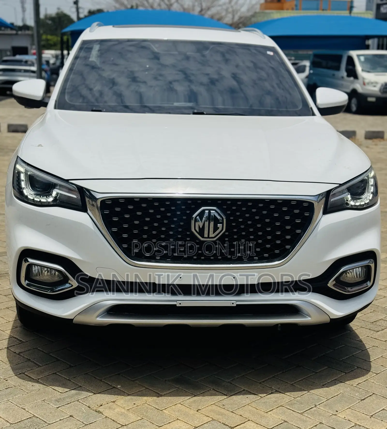 MG HS 20T DCT Deluxe 2019 White