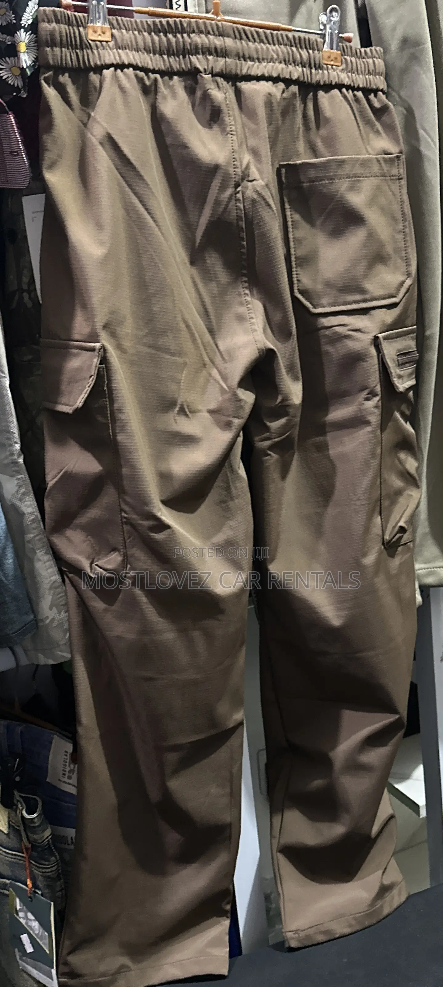 Cargo Khaki Size Pockets Trouser for Sale in Labadi