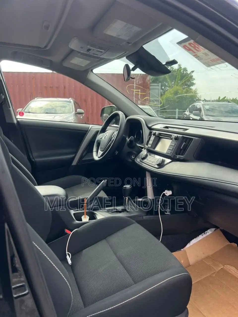Toyota RAV4 XLE AWD (2.5L 4cyl 6A) 2017 Black