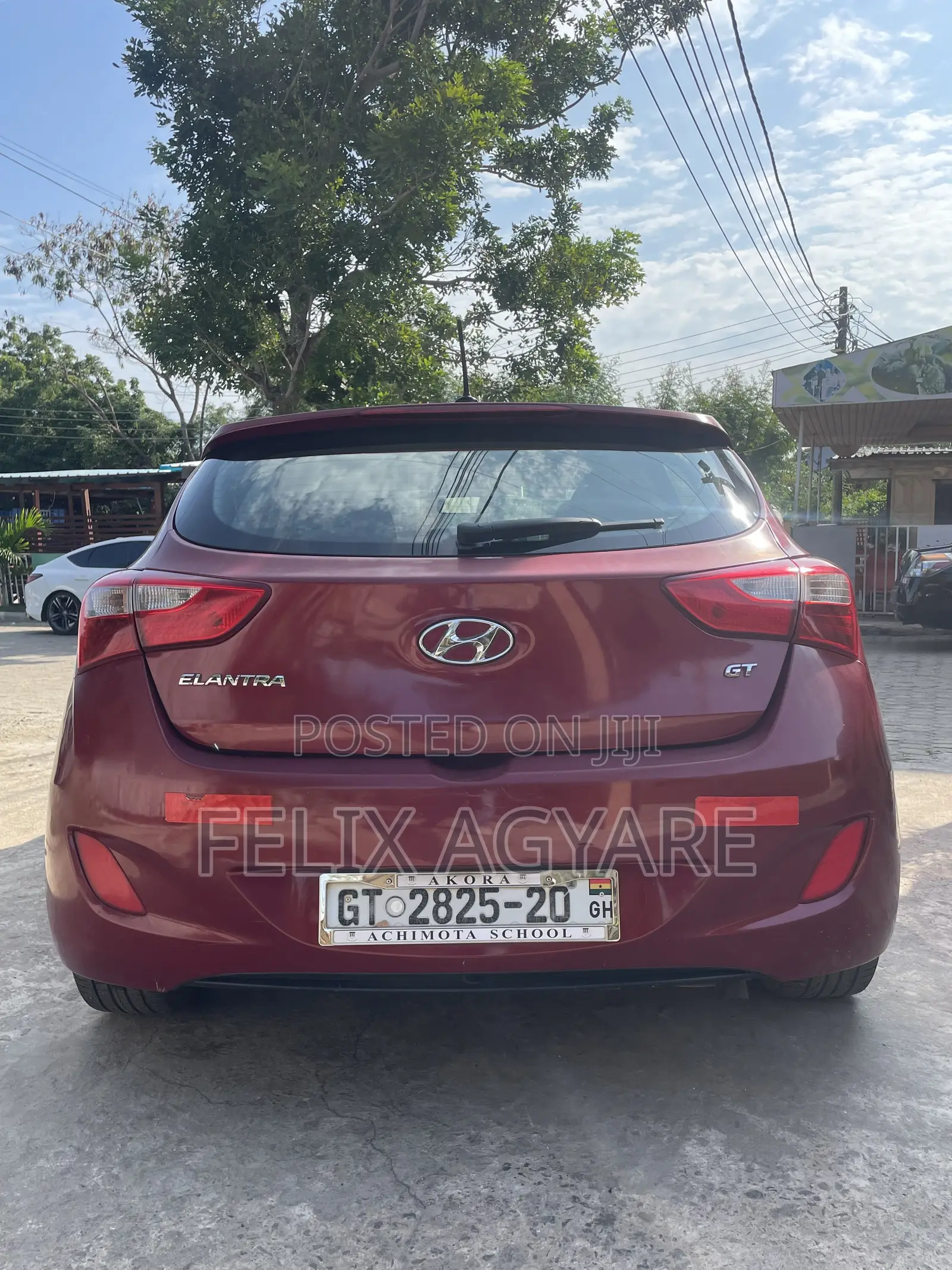 Hyundai Elantra 2016 Red
