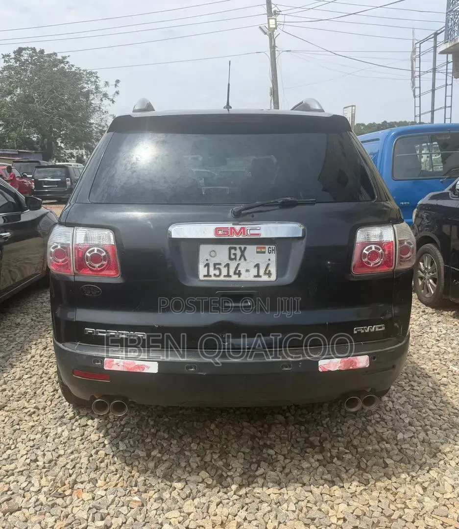 GMC Acadia 2010 Black