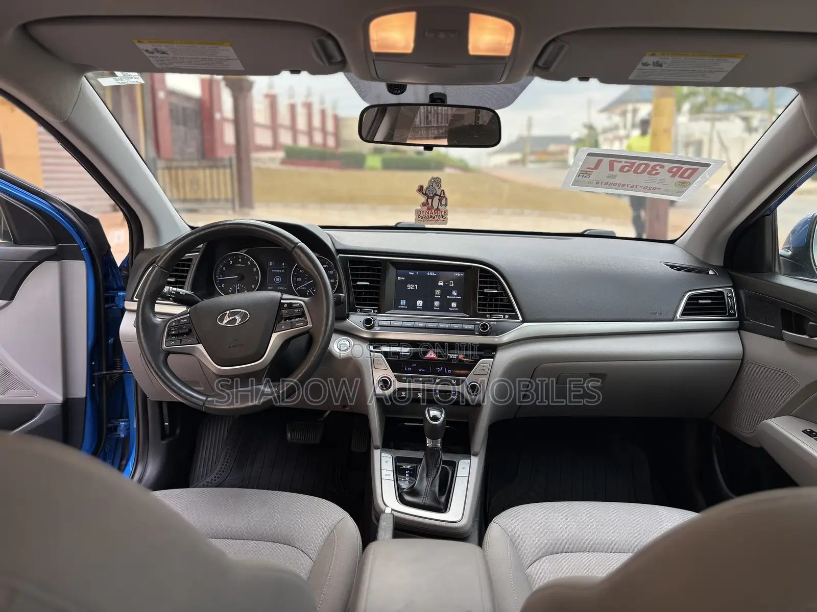 Hyundai Elantra SE Sedan FWD (2.0L 4cyl 6M) 2017 Blue