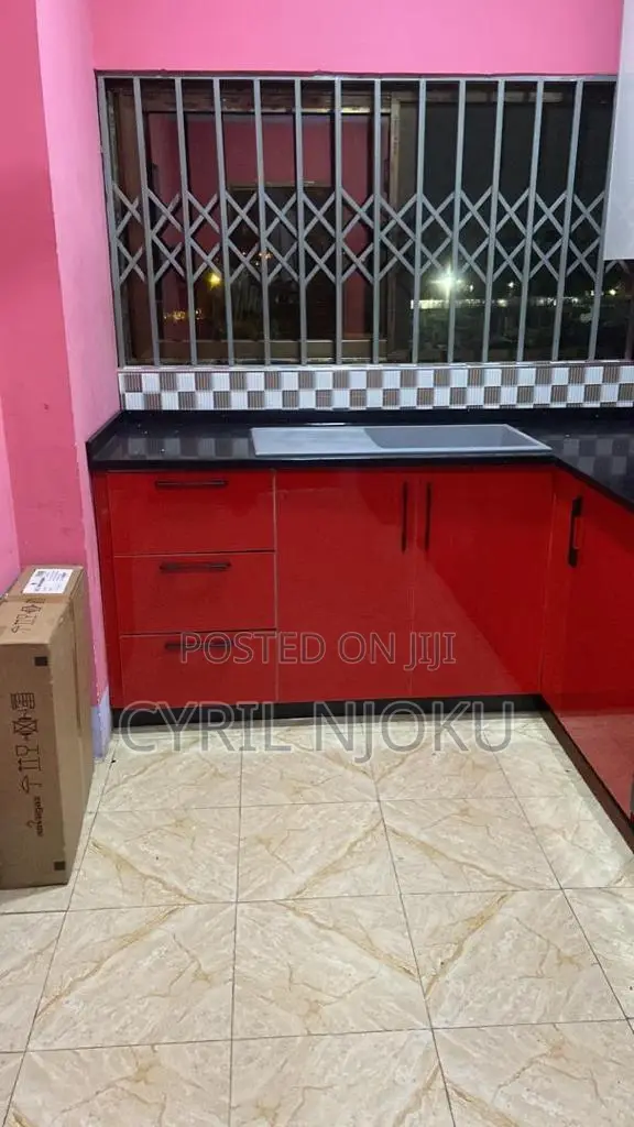 2bdrm Apartment in Housing Down for sale