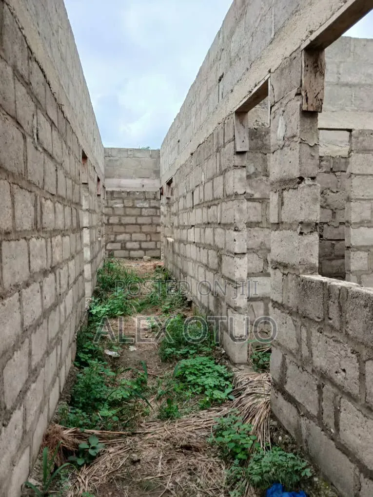 4bdrm House in Alex Otuo Properties, Ejisu-Juaben Municipal for sale