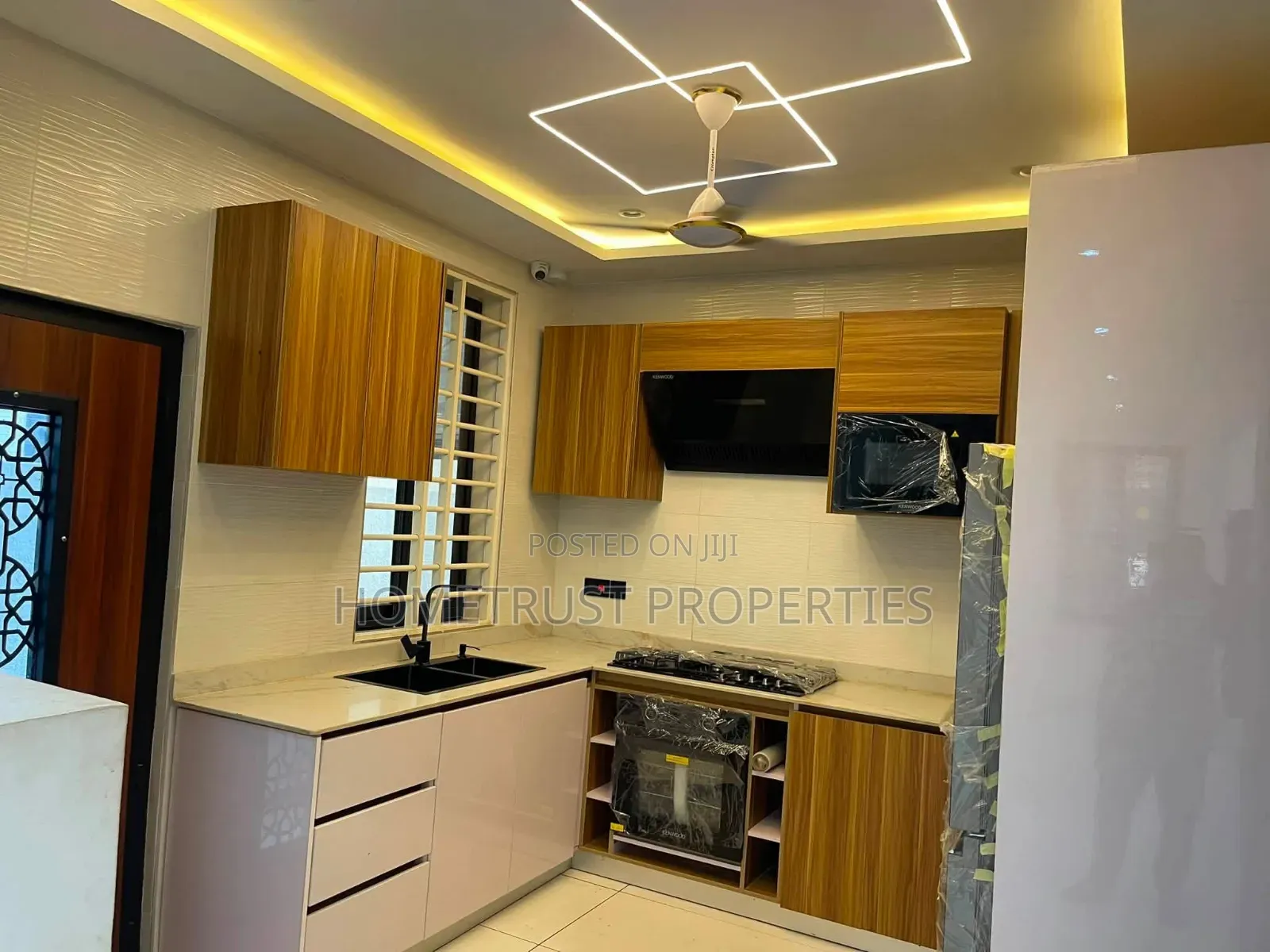 4bdrm Duplex in East Legon Hills, Police Station for sale