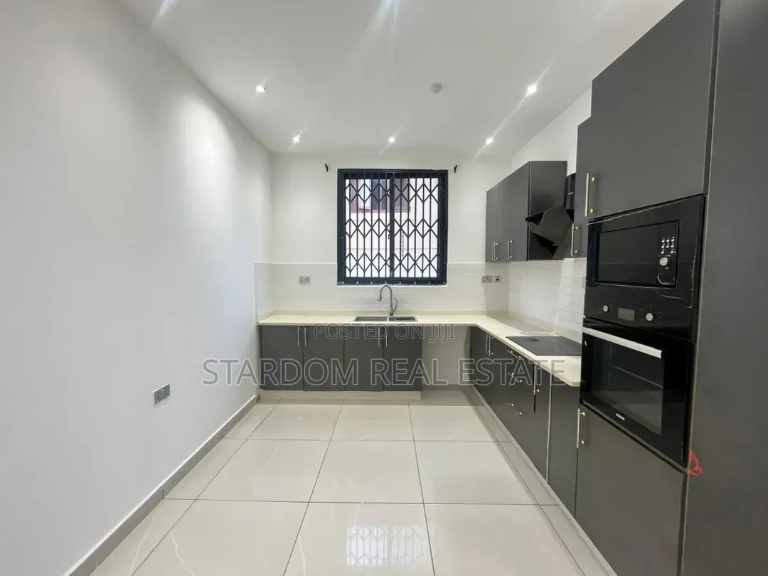 2bdrm Apartment in East Legon Mempeasem, Bawaleshie for rent