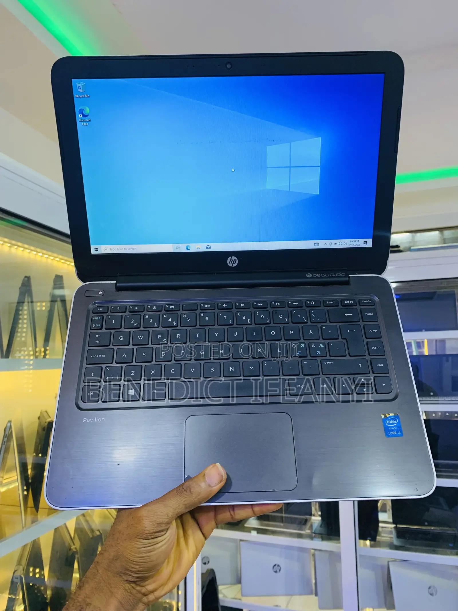 Laptop HP Pavilion 13 4GB Intel Core i3 HDD 500GB