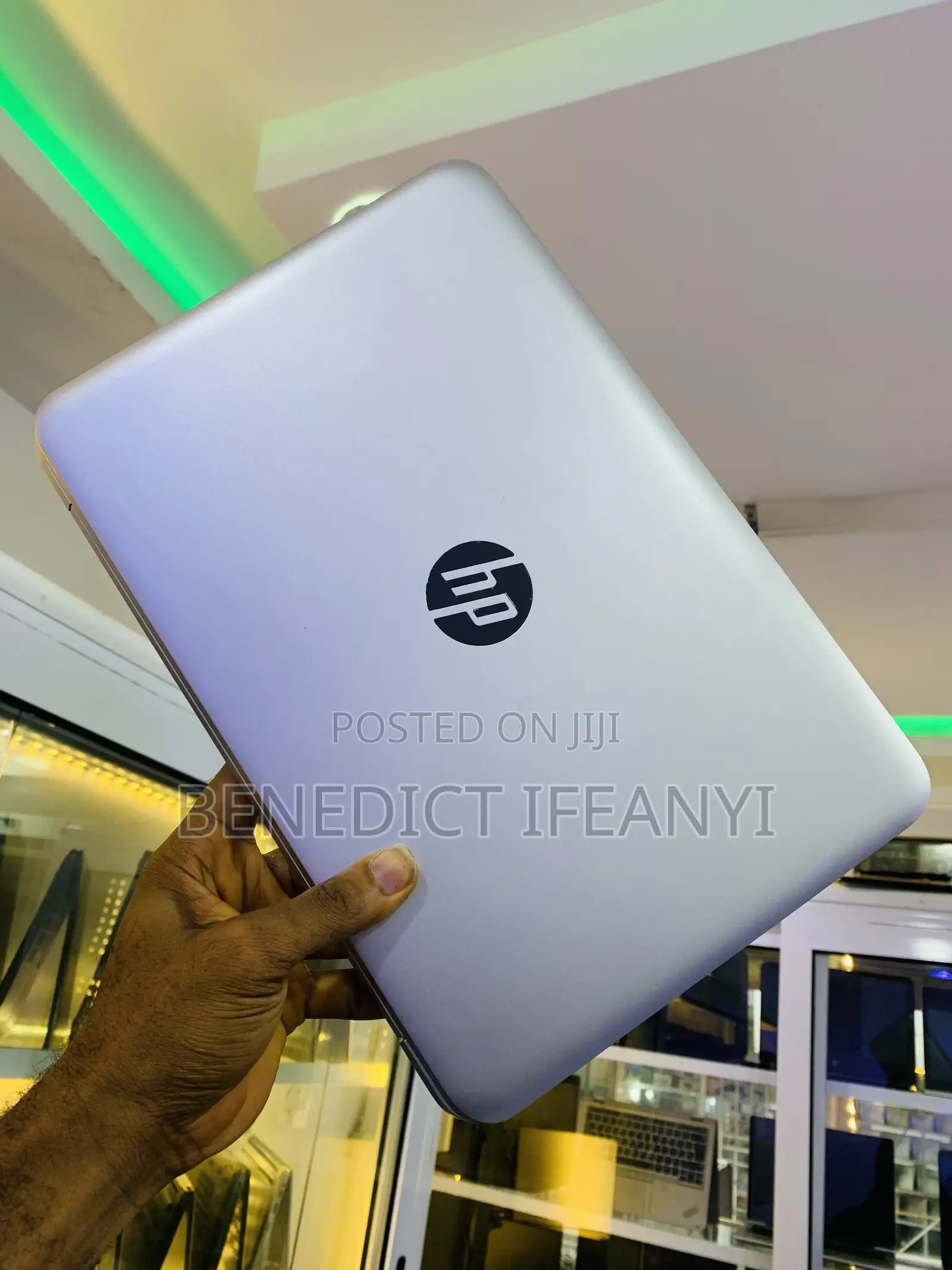 Laptop HP Pavilion 13 4GB Intel Core i3 HDD 500GB