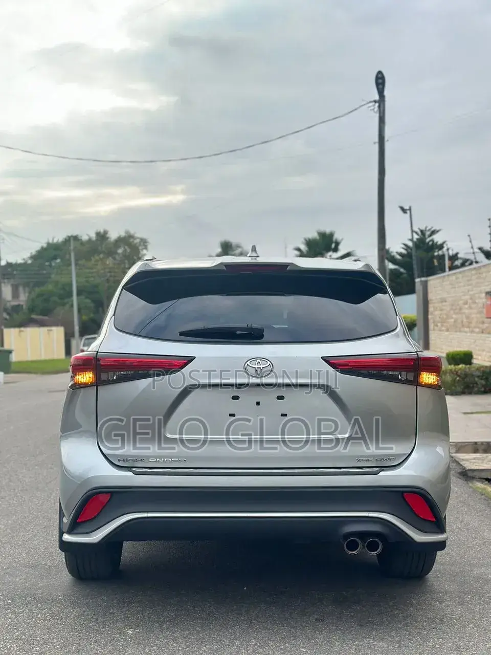 Toyota Highlander 2021 Silver