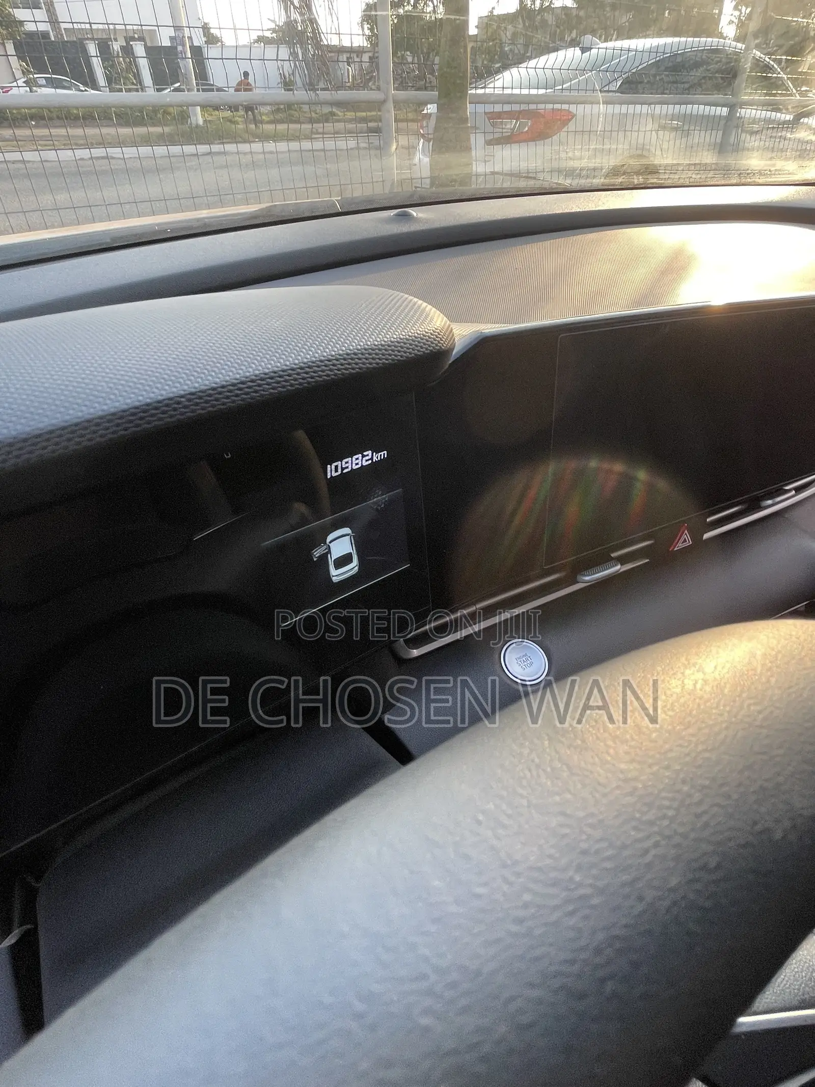 Hyundai Elantra Limited 2023 White